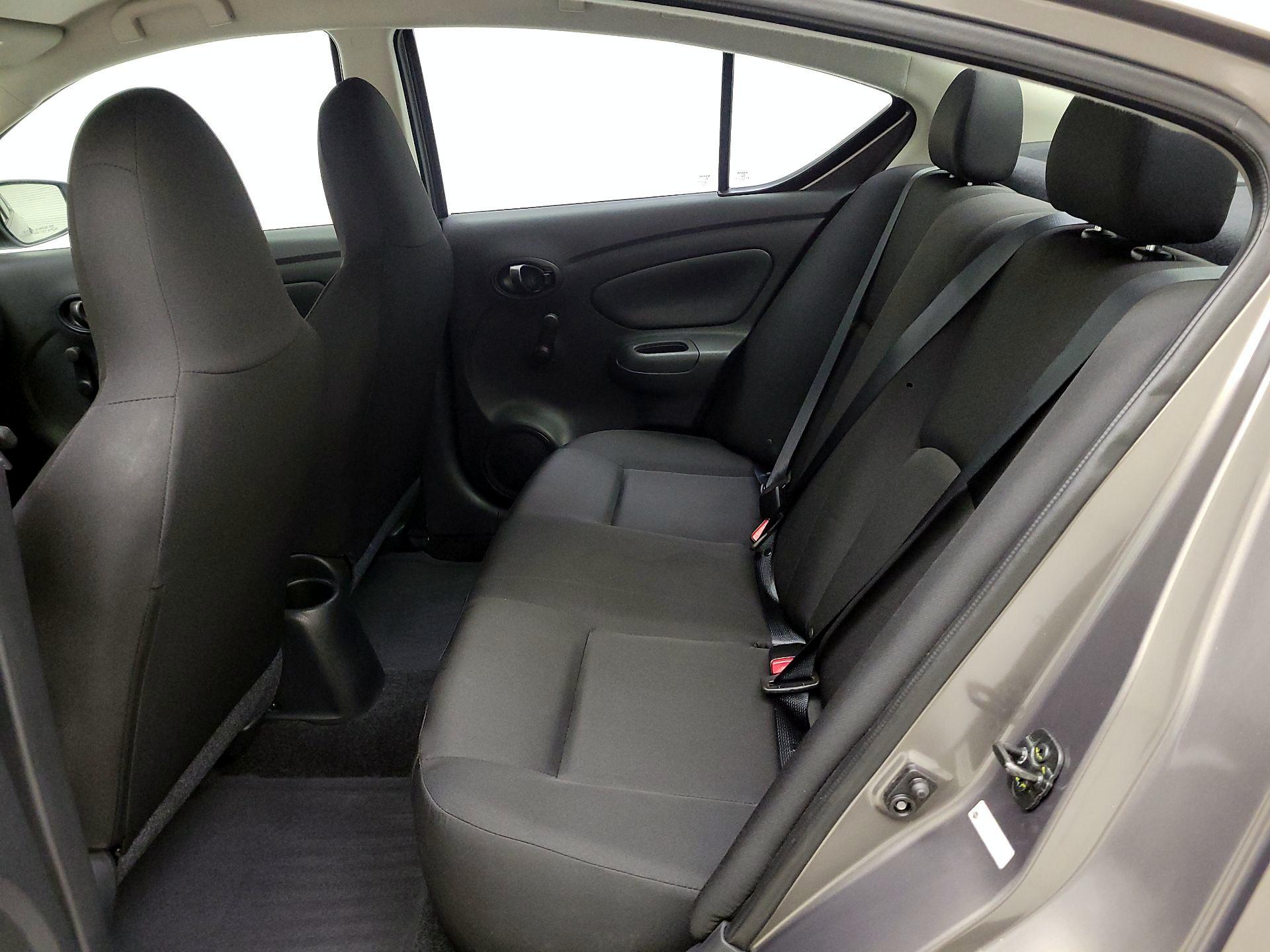 Thumbnail: 2017 Nissan Versa - 18