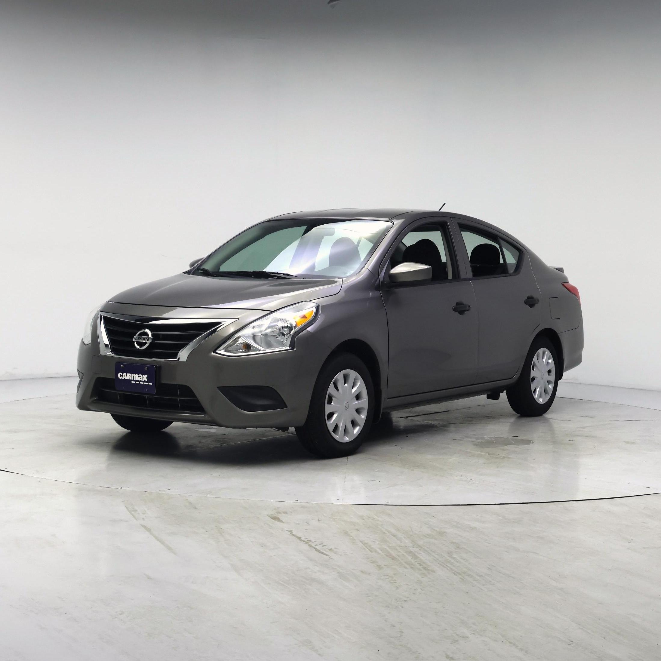 Thumbnail: 2017 Nissan Versa - 4
