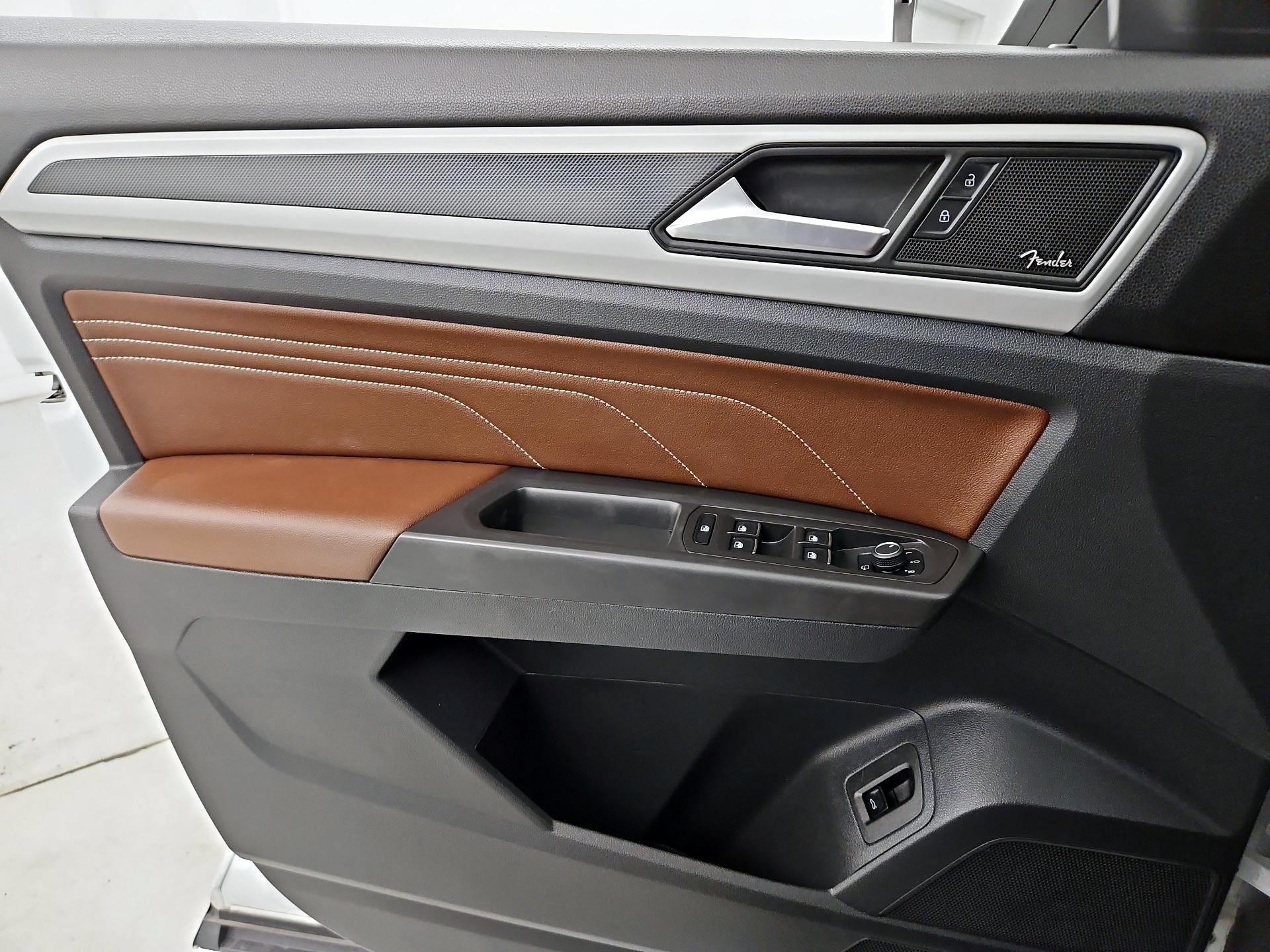 Thumbnail: 2022 Volkswagen Atlas - 12