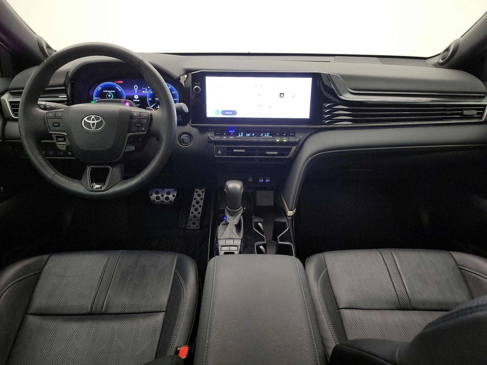 Thumbnail: 2025 Toyota Camry - 9