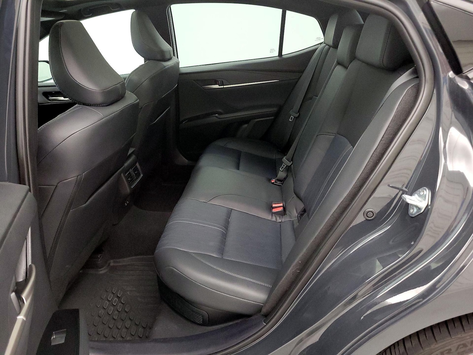 2025 Toyota Camry XSE - Photo 21