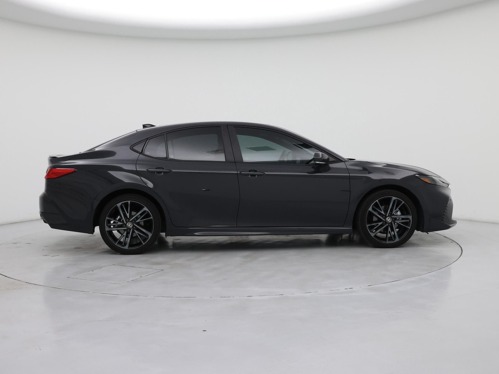 2025 Toyota Camry XSE - Photo 8