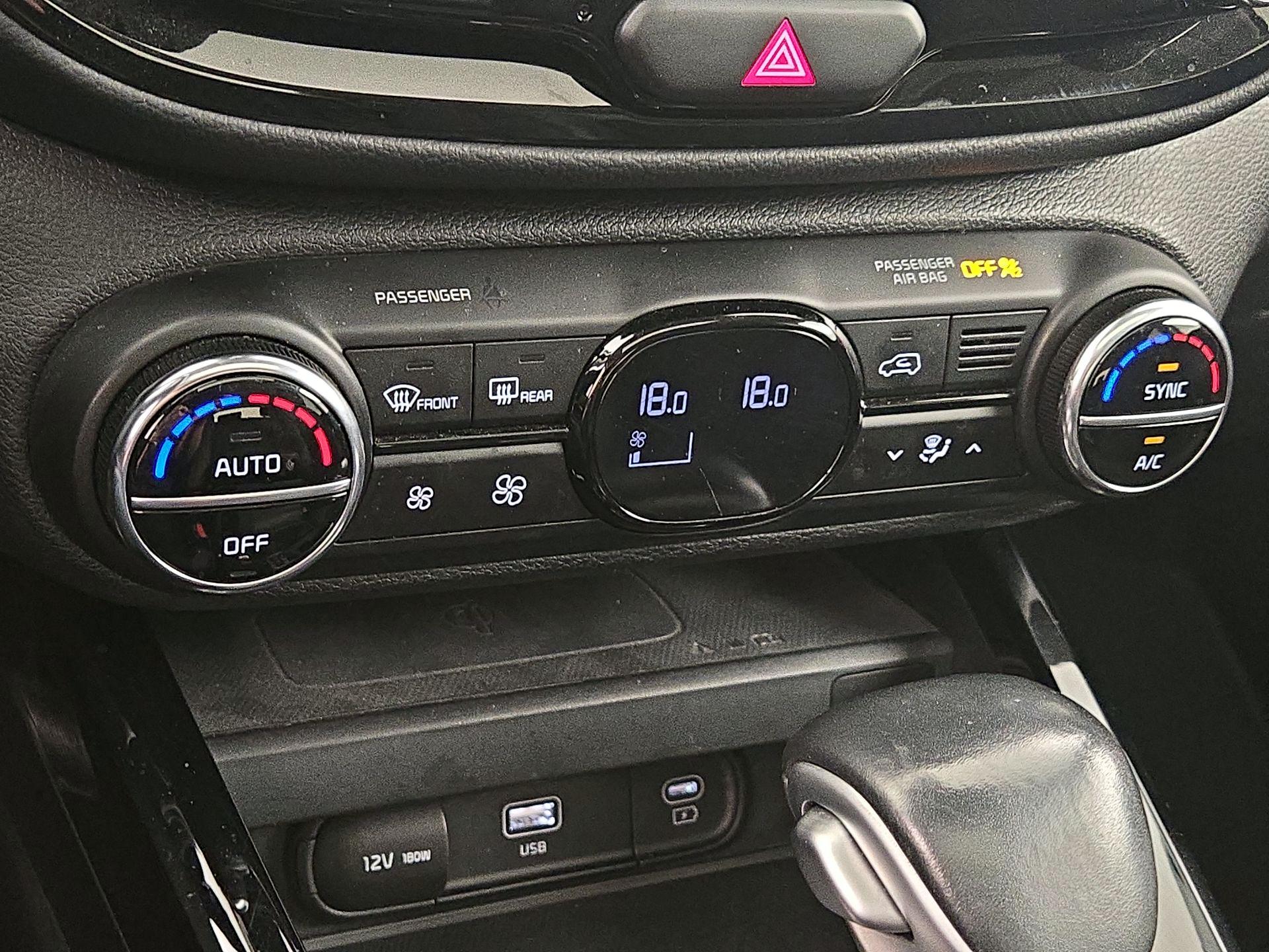 Thumbnail: 2023 Kia Soul - 17
