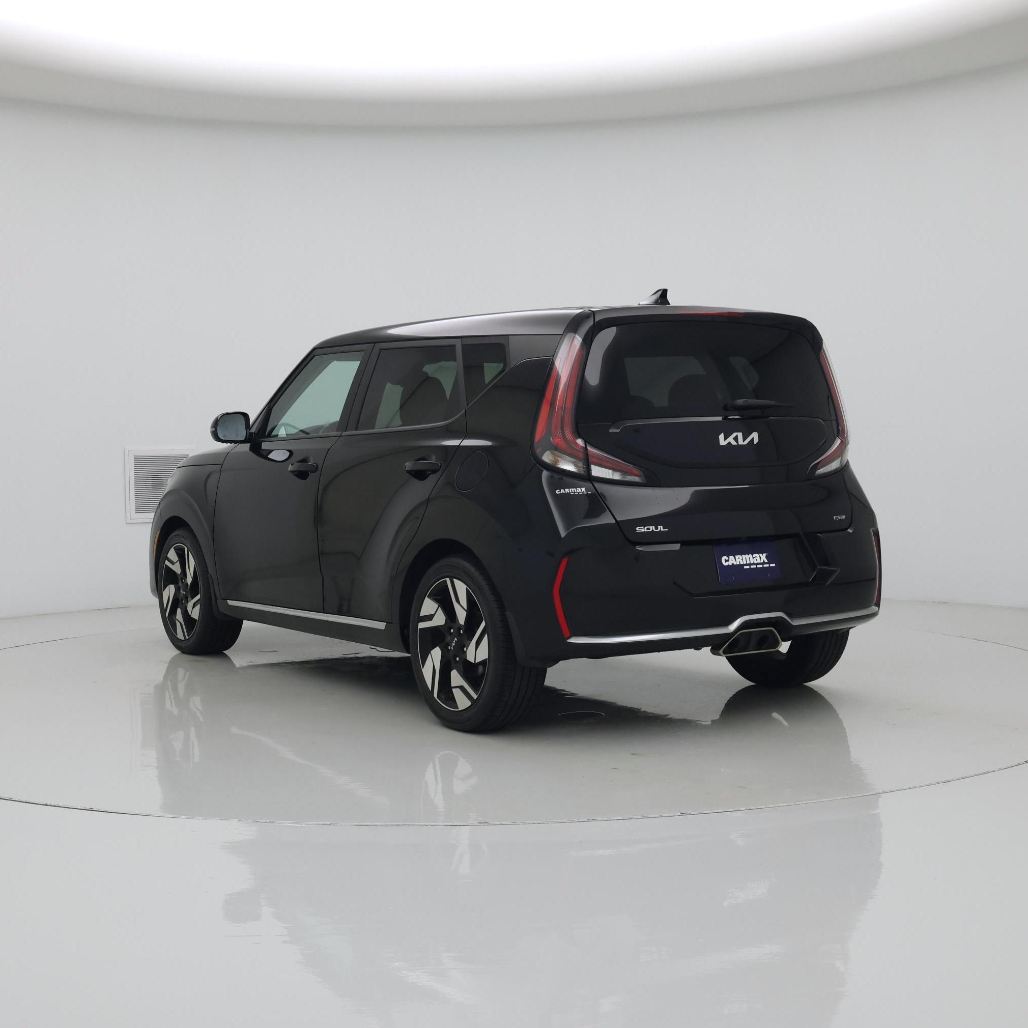 Thumbnail: 2023 Kia Soul - 2