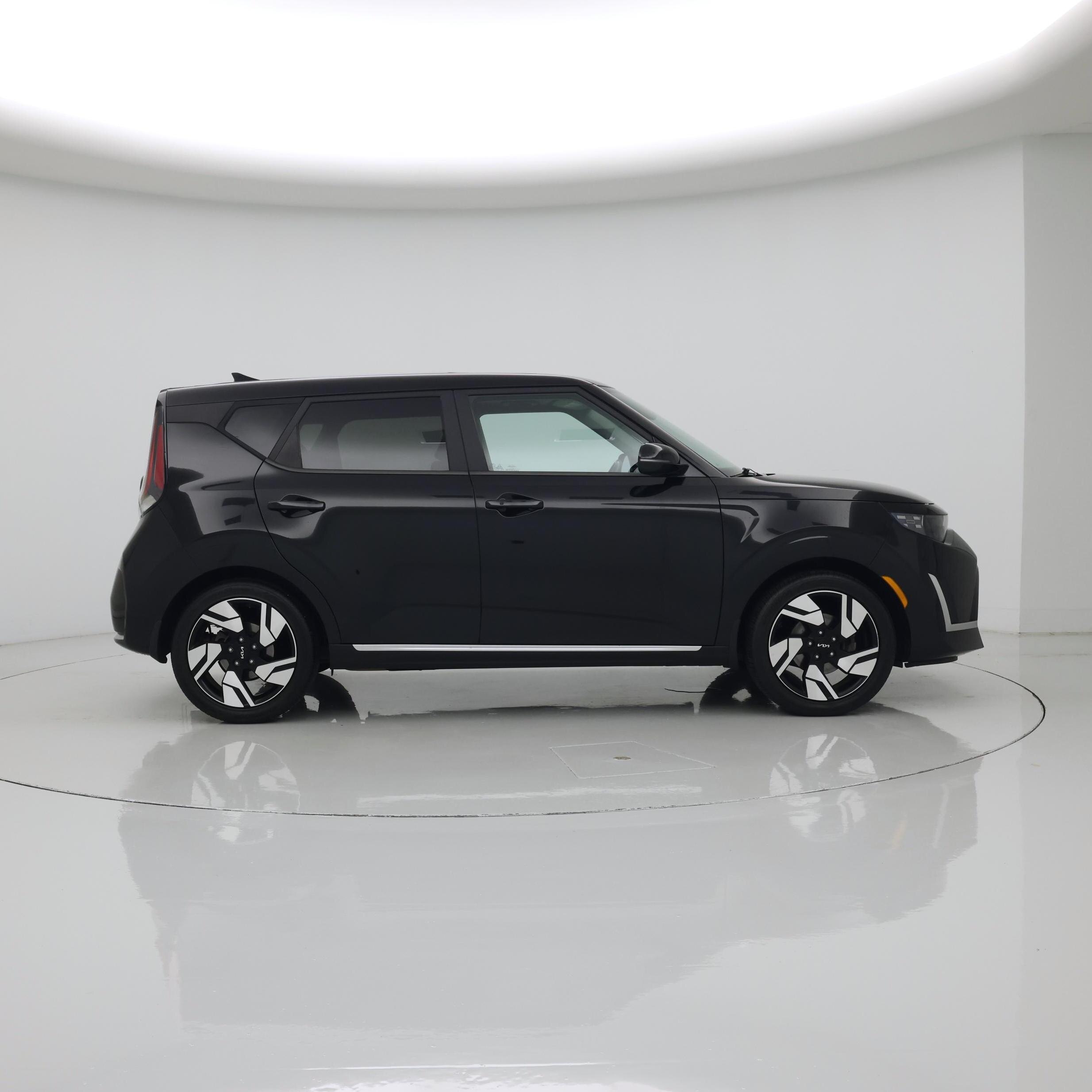 Thumbnail: 2023 Kia Soul - 7