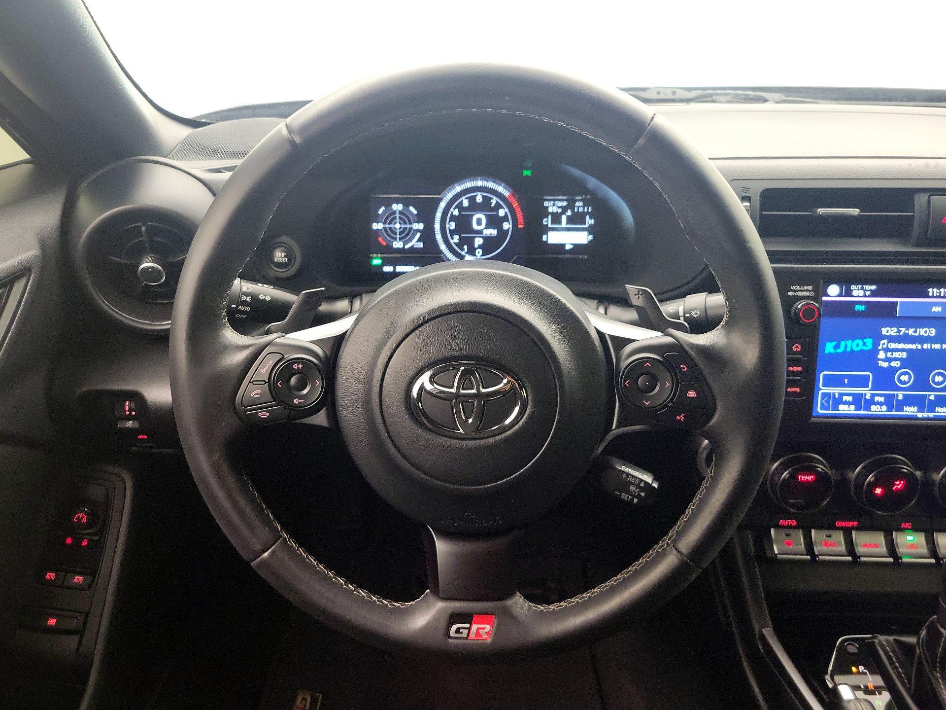 Thumbnail: 2023 Toyota GR86 - 10