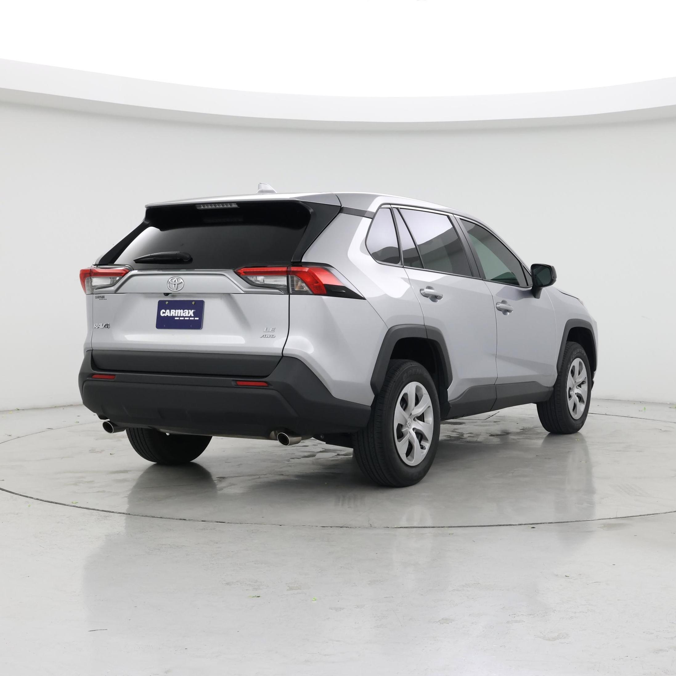 Thumbnail: 2023 Toyota RAV4 - 8