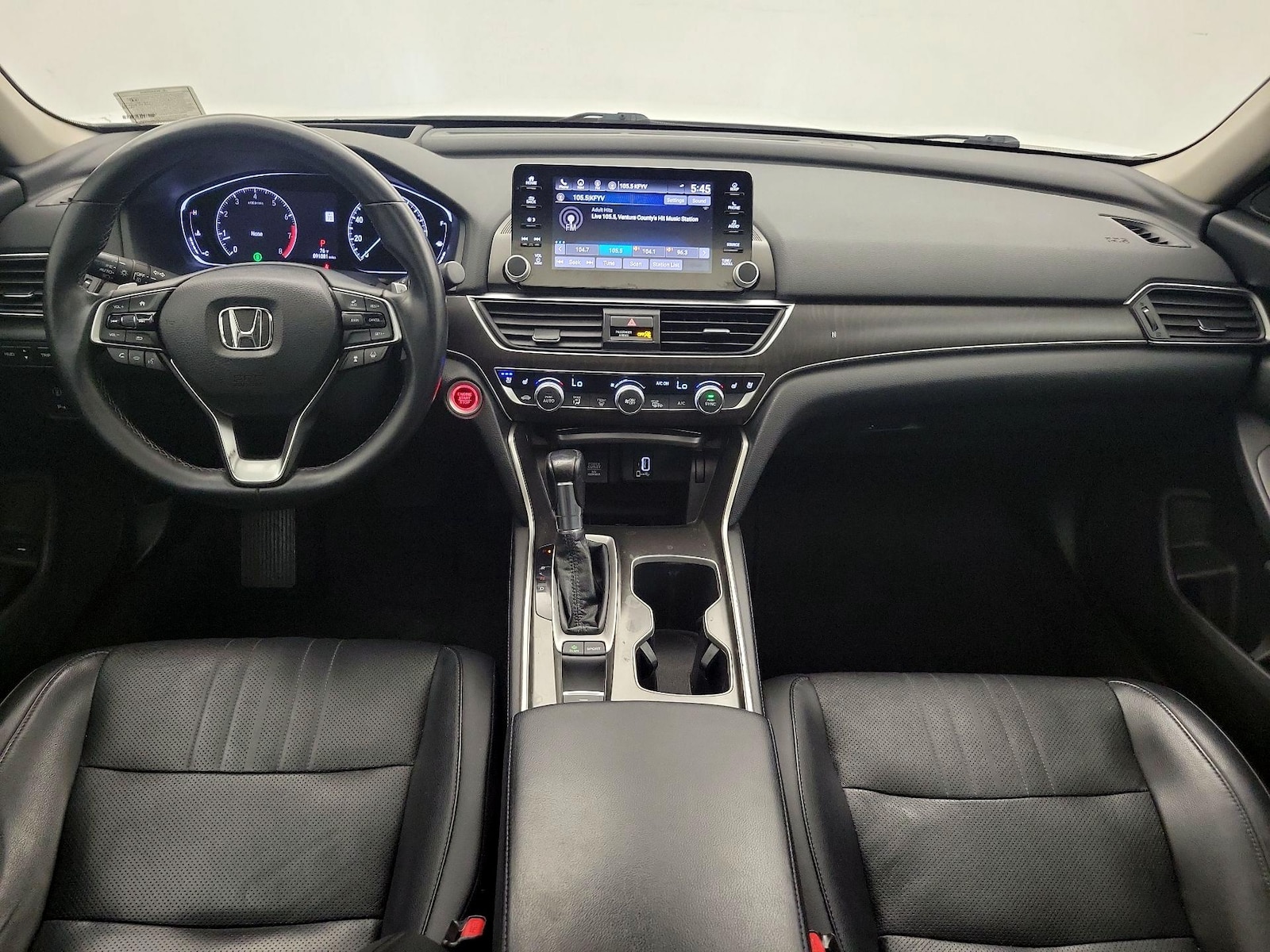 Apple CarPlay® & Android Auto™