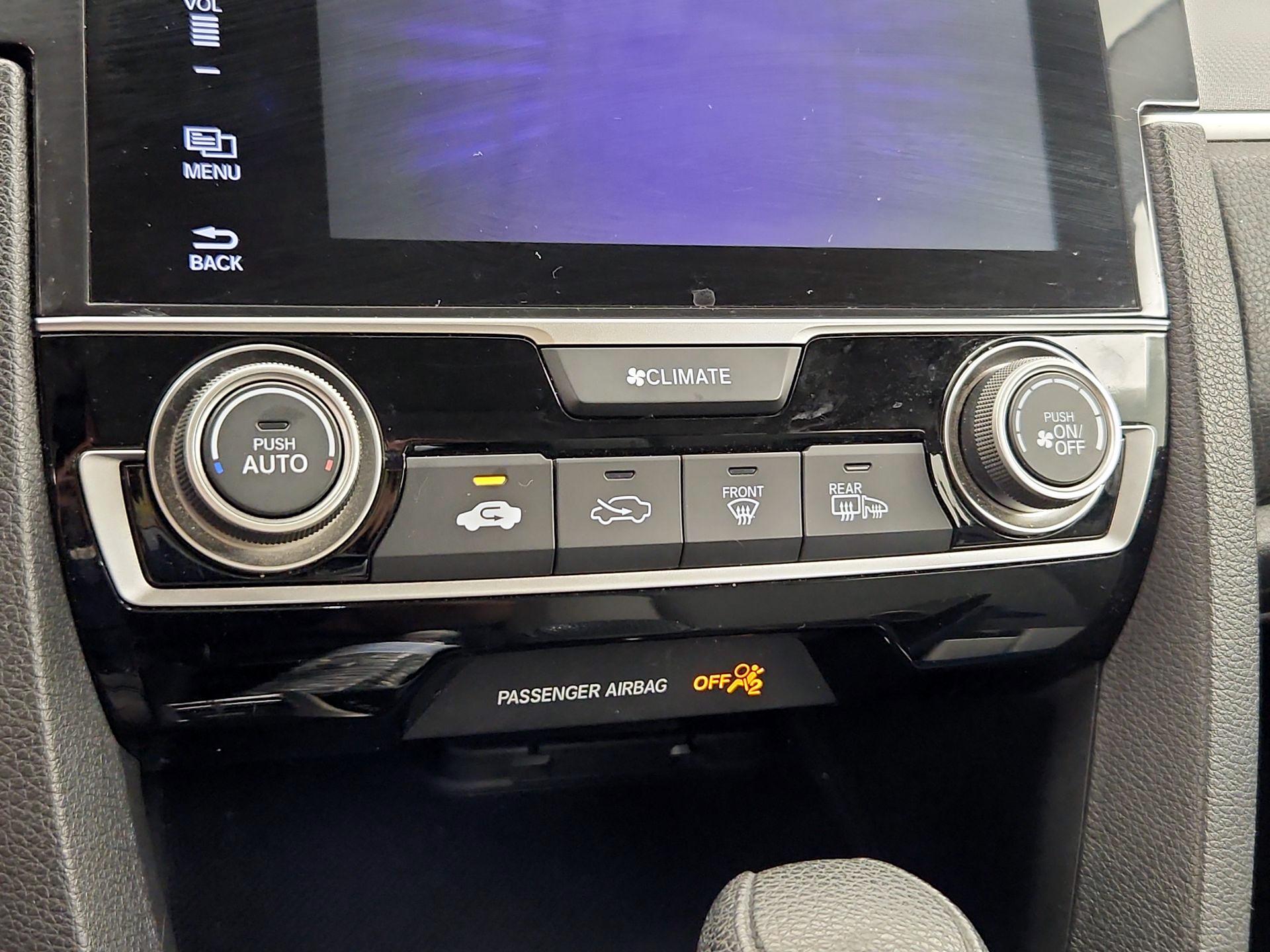 Thumbnail: 2016 Honda Civic - 16