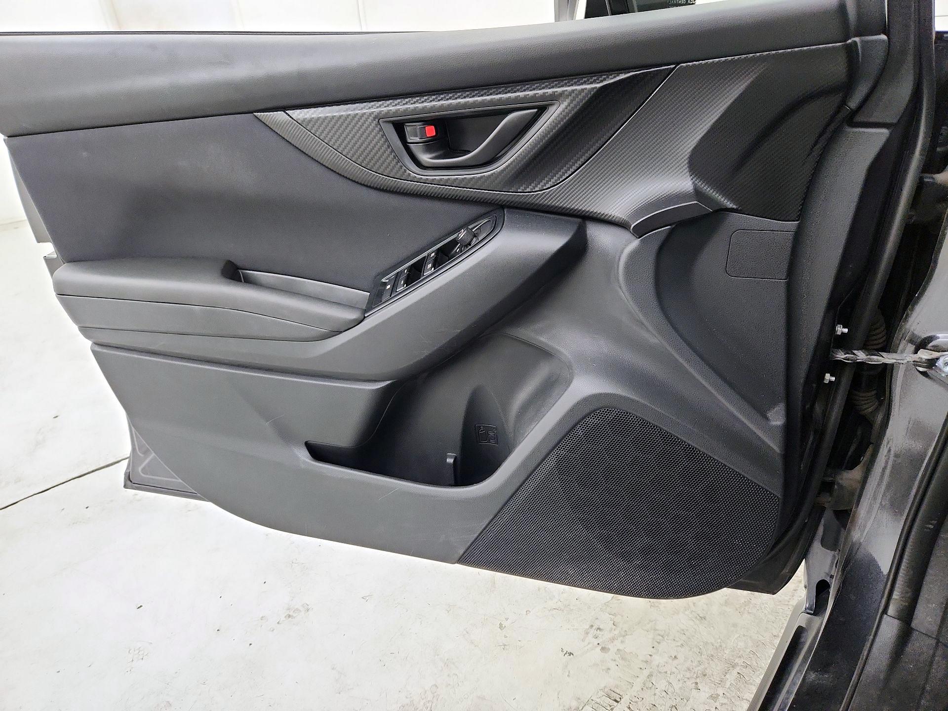 Thumbnail: 2019 Subaru Crosstrek - 12