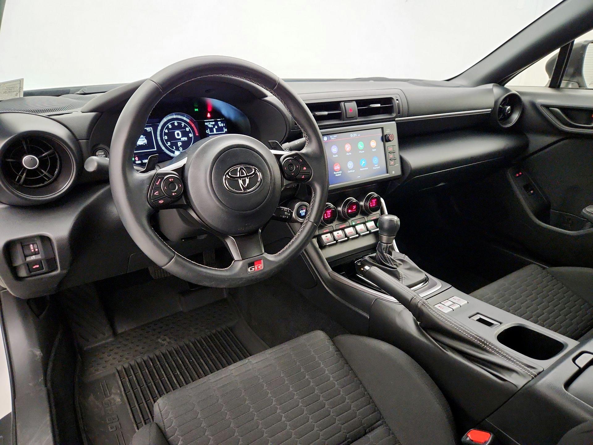 Thumbnail: 2024 Toyota GR86 - 9