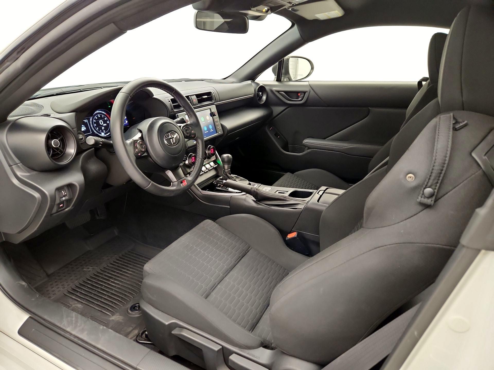 Thumbnail: 2024 Toyota GR86 - 11