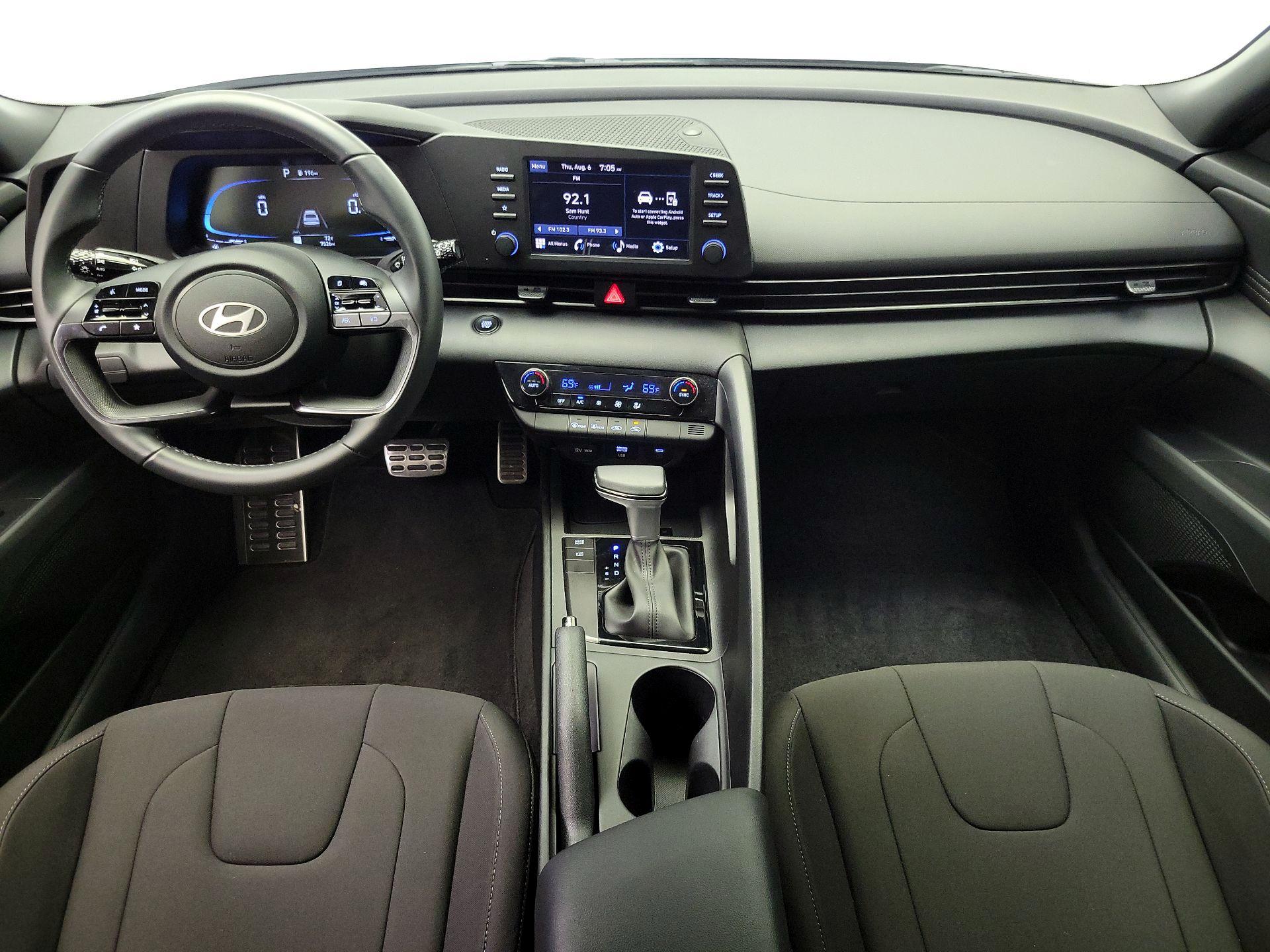 Thumbnail: 2025 Hyundai Elantra - 9