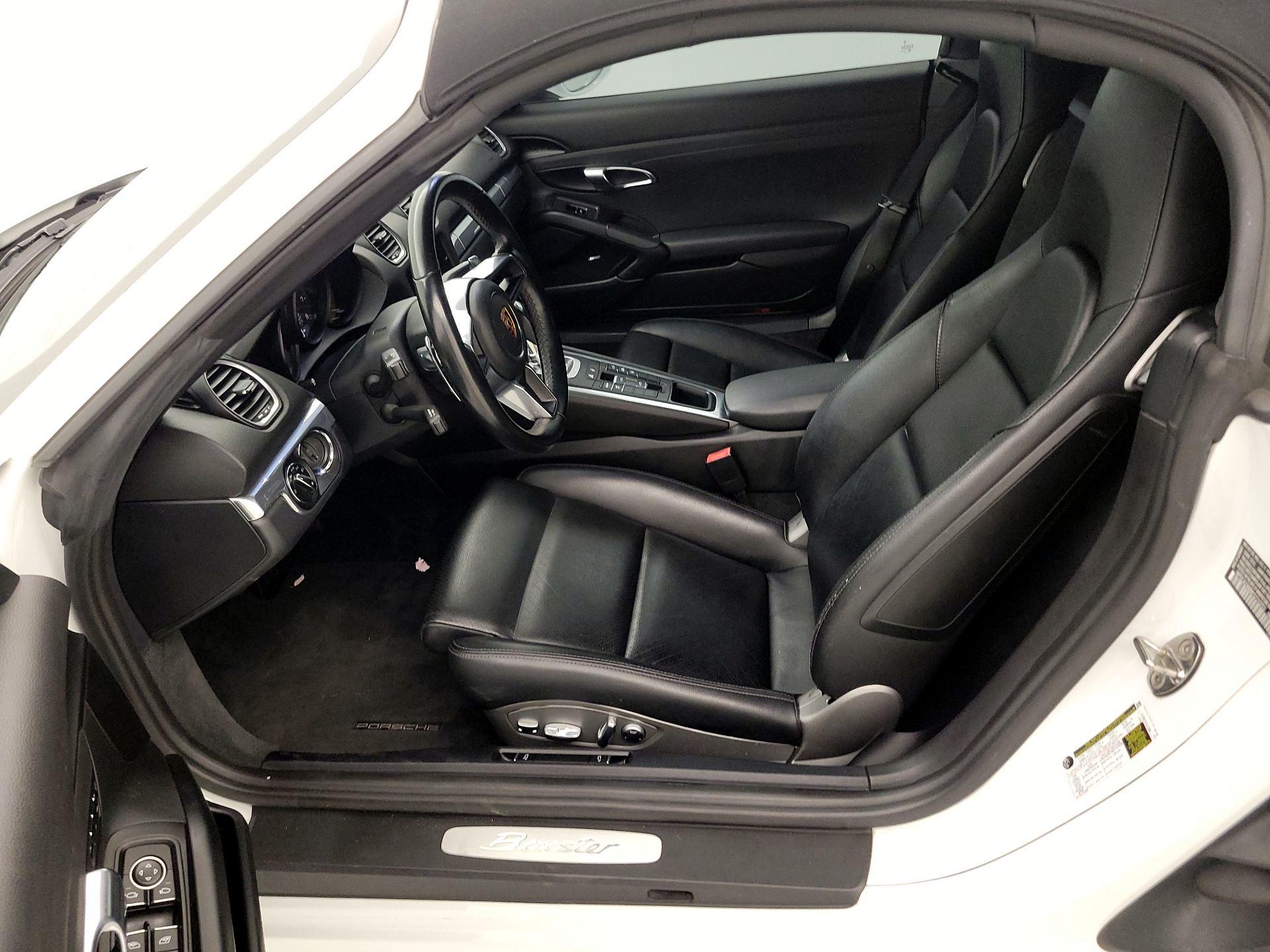 Thumbnail: 2019 Porsche 718 Boxster - 11