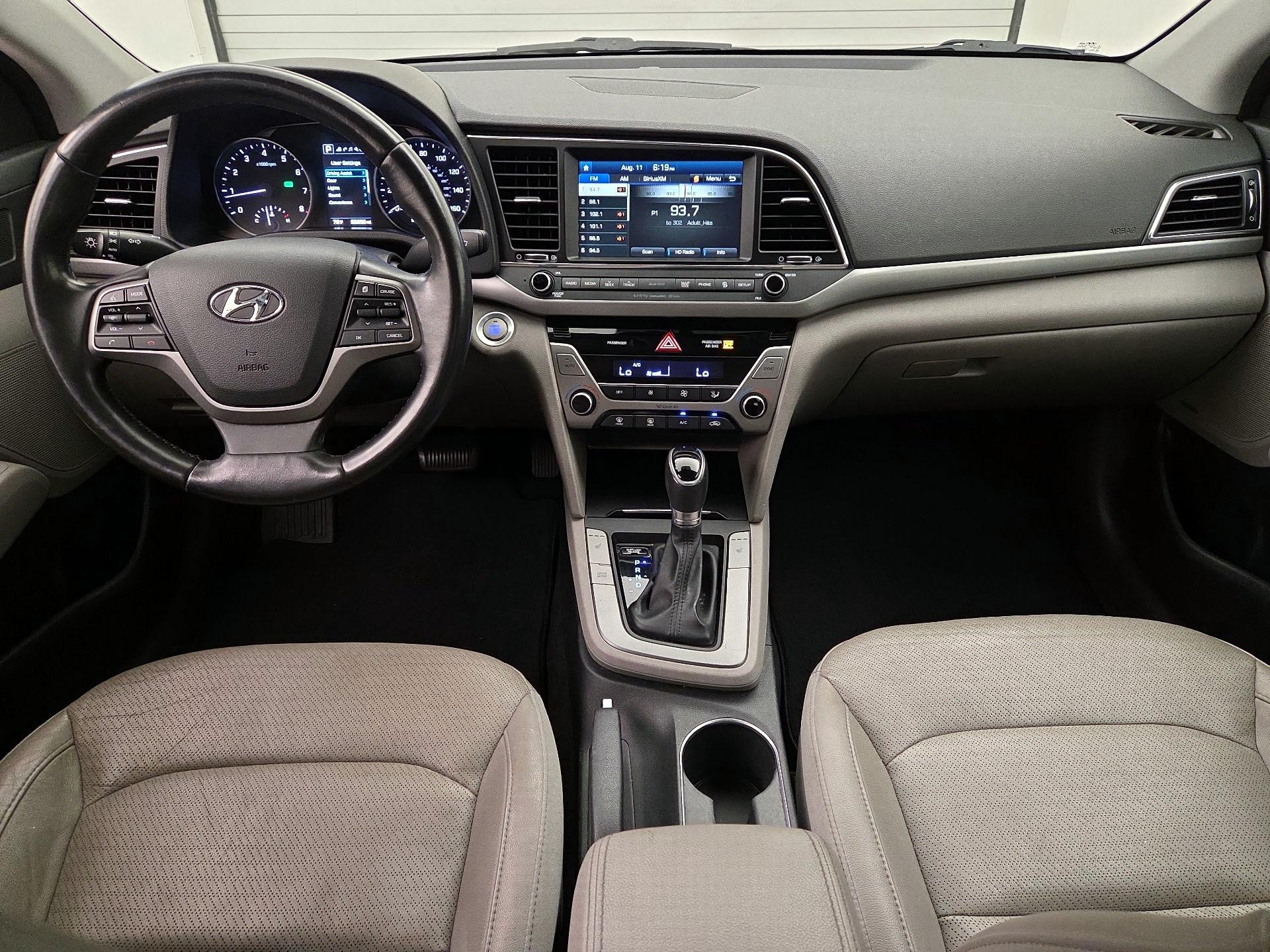 Thumbnail: 2017 Hyundai Elantra - 9