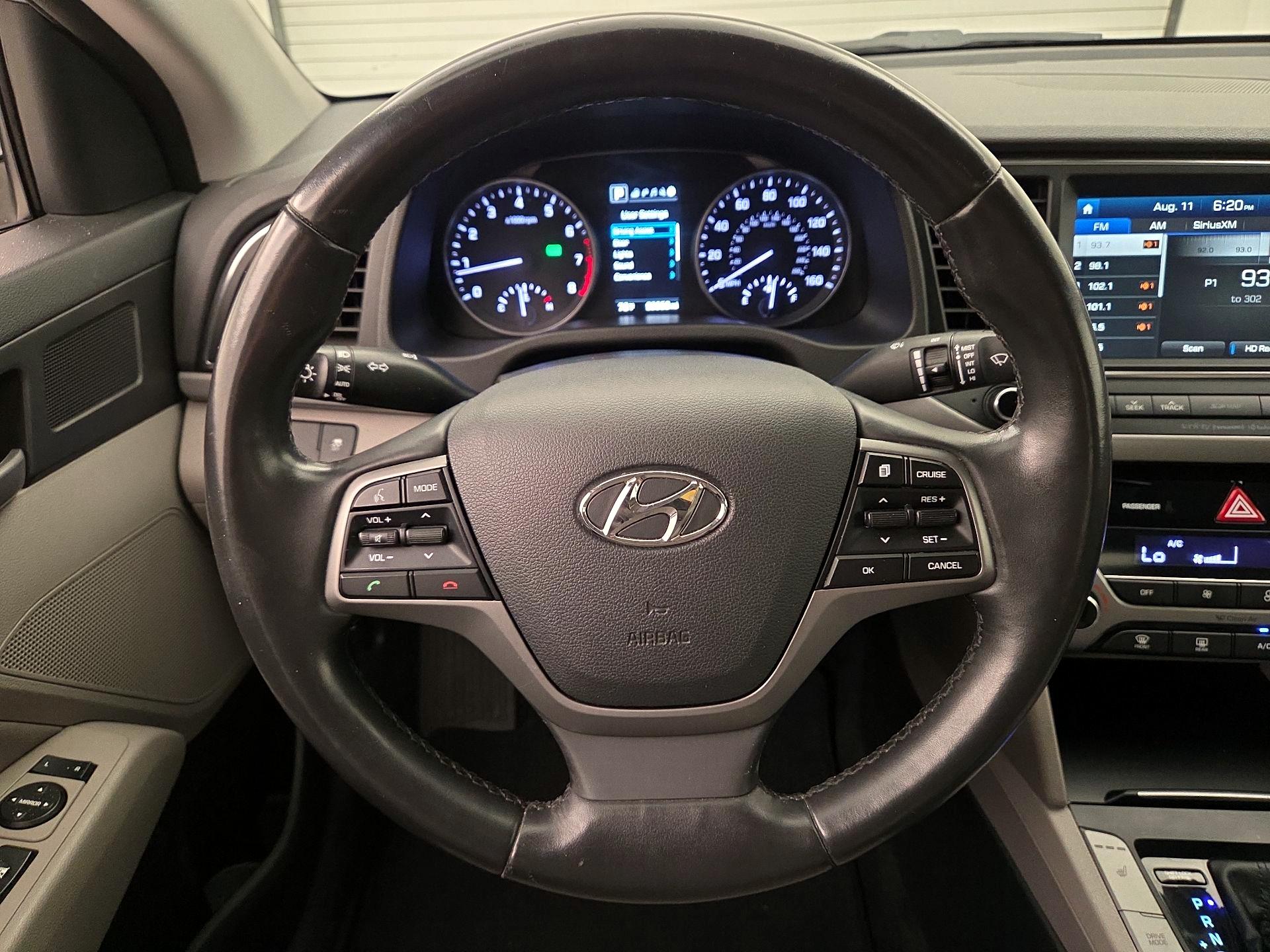 Thumbnail: 2017 Hyundai Elantra - 10