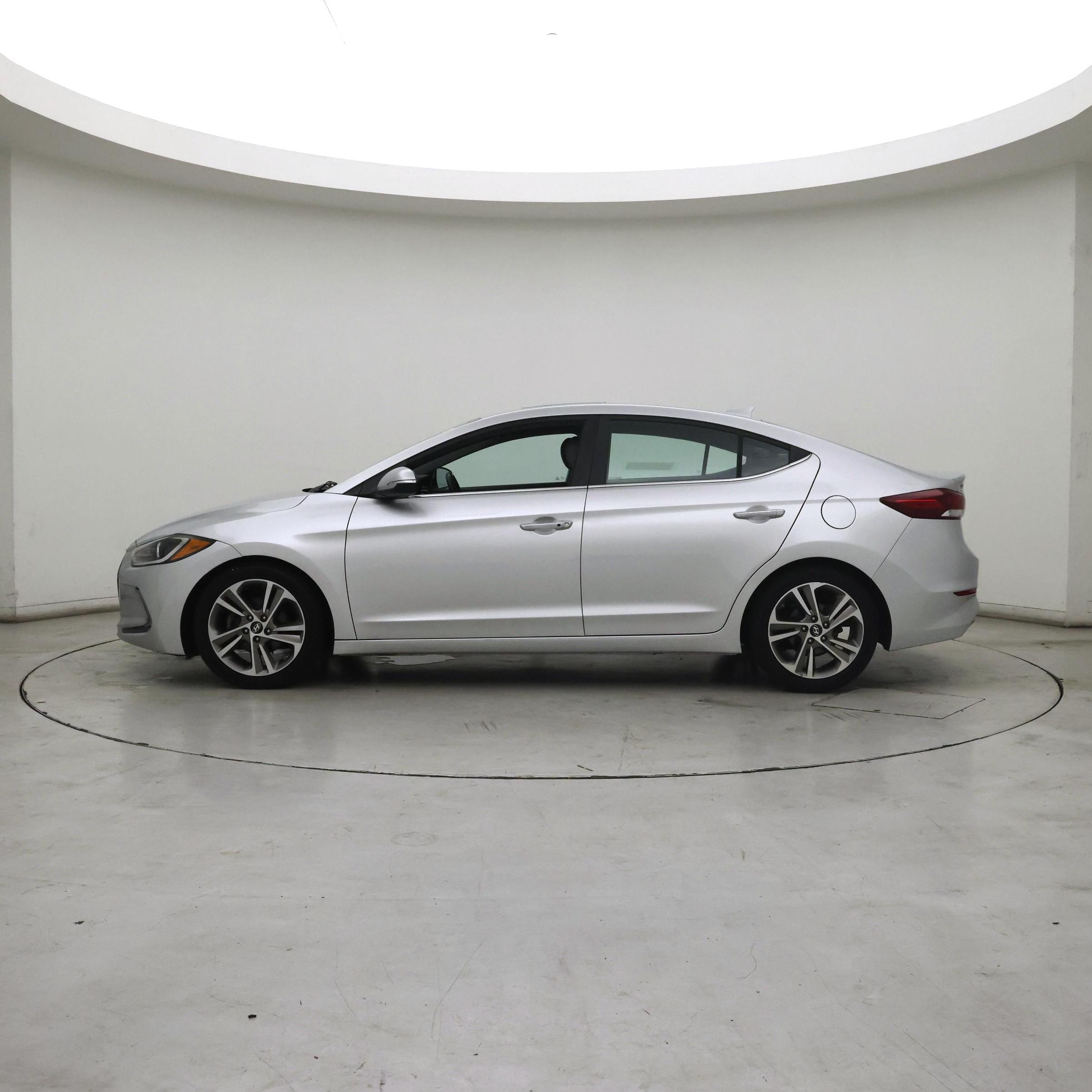 Thumbnail: 2017 Hyundai Elantra - 3