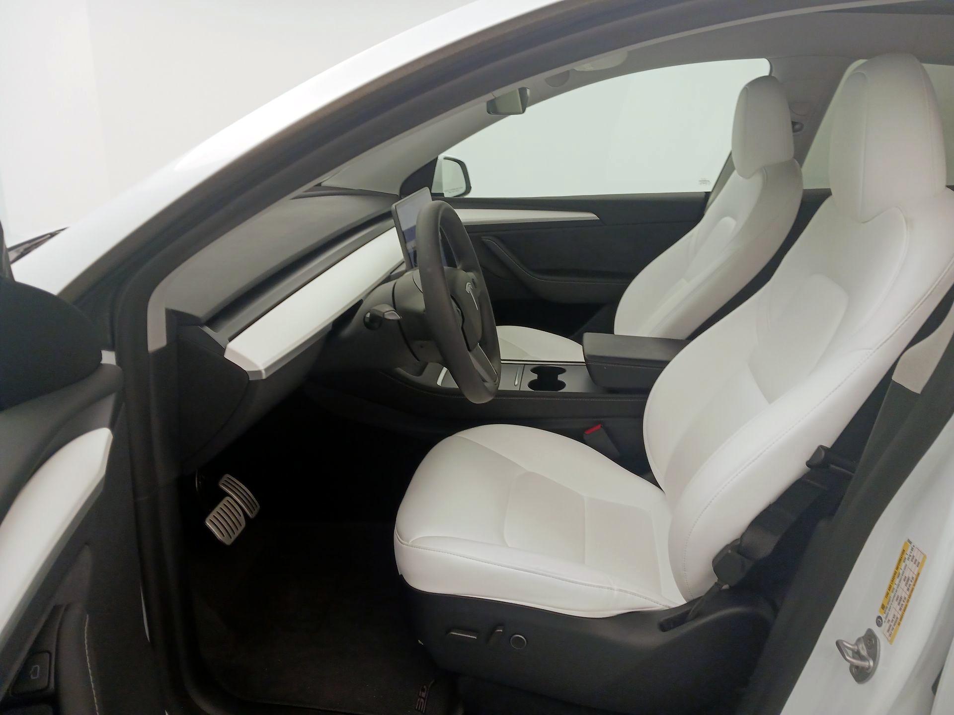 Thumbnail: 2024 Tesla Model Y - 11