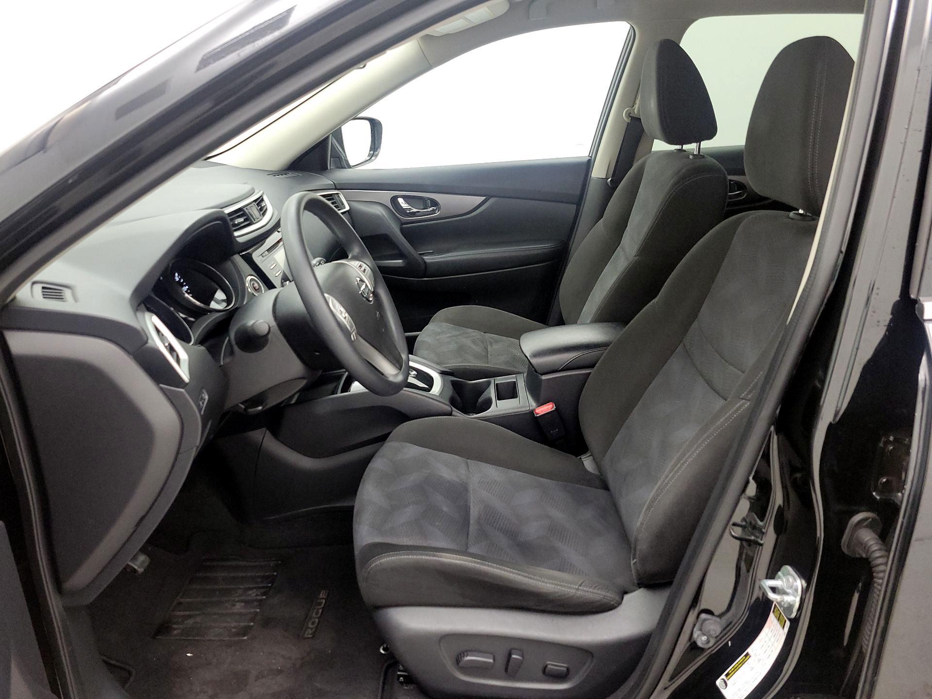Thumbnail: 2015 Nissan Rogue - 11