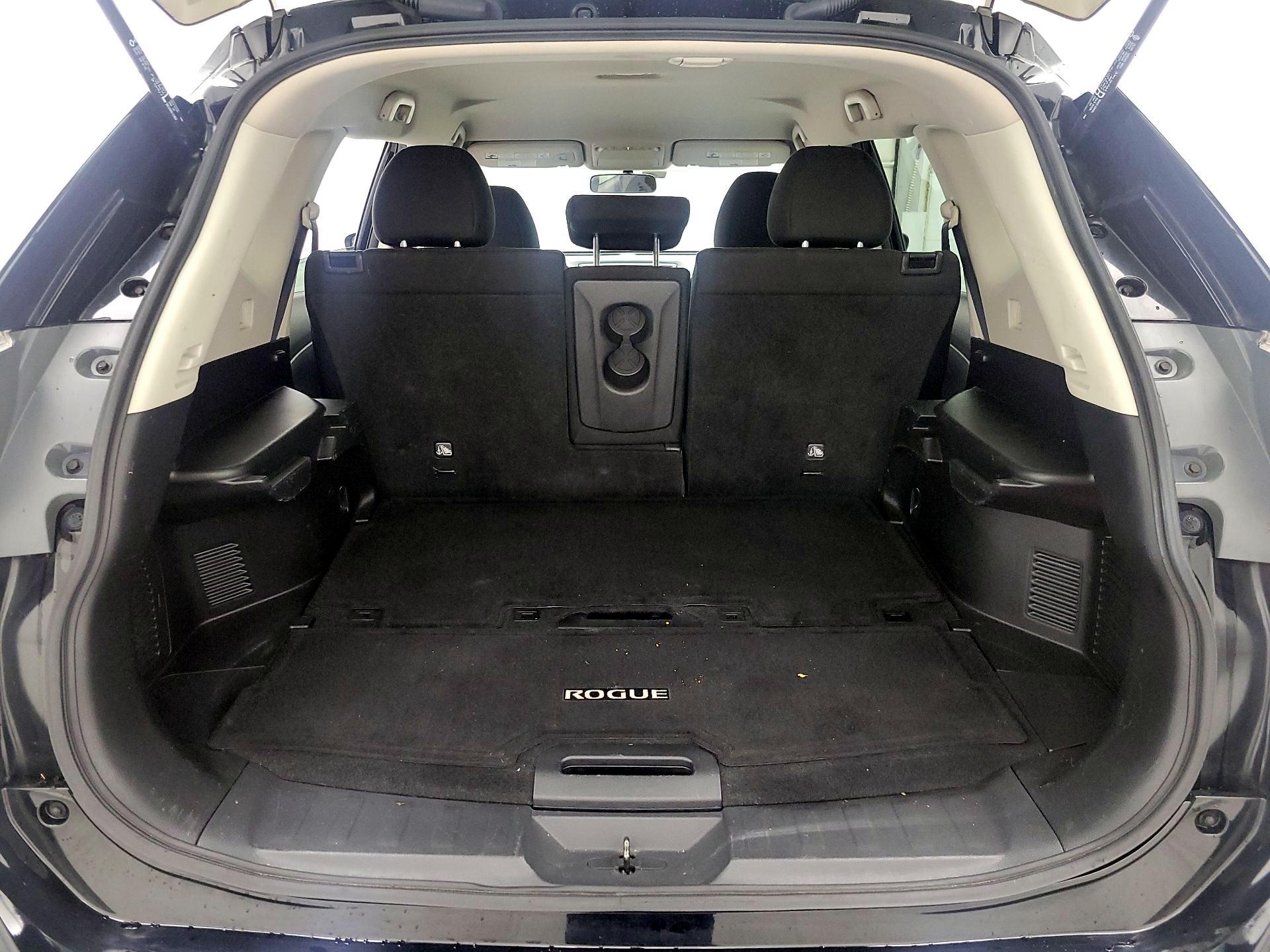 Thumbnail: 2015 Nissan Rogue - 20