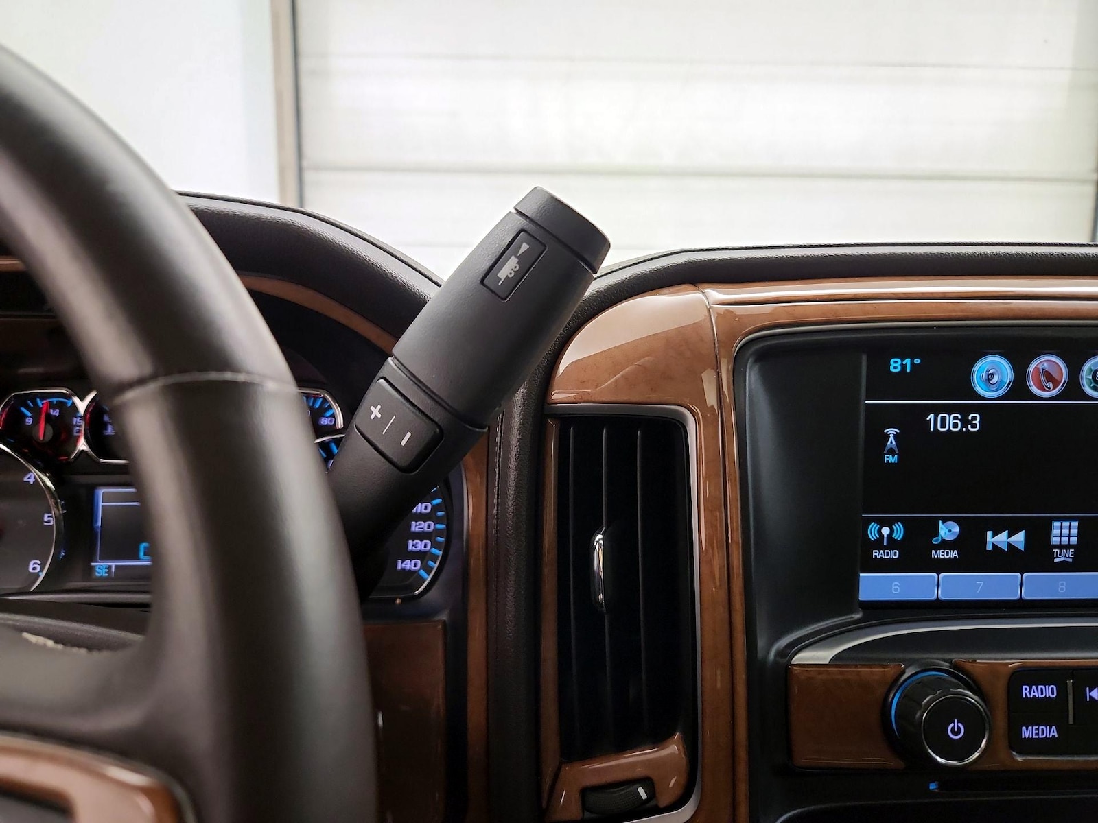 2017 GMC Sierra 1500 SLT - Photo 19