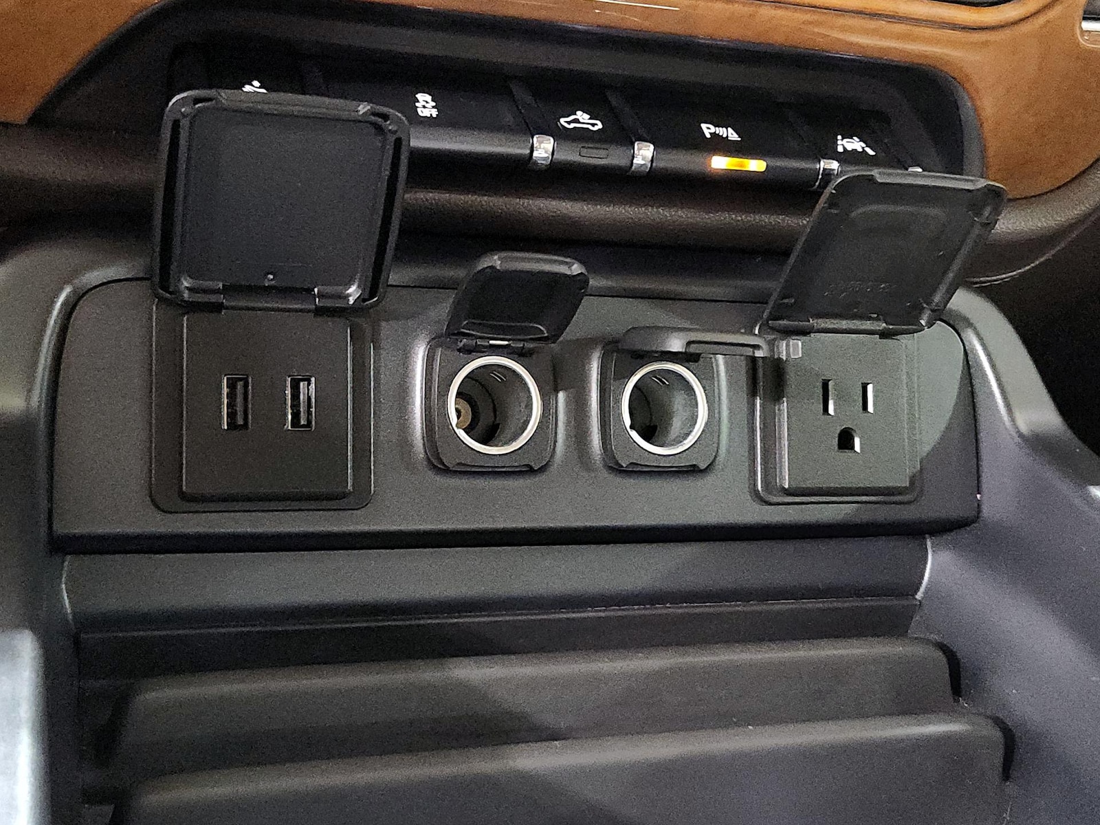 2017 GMC Sierra 1500 SLT - Photo 20