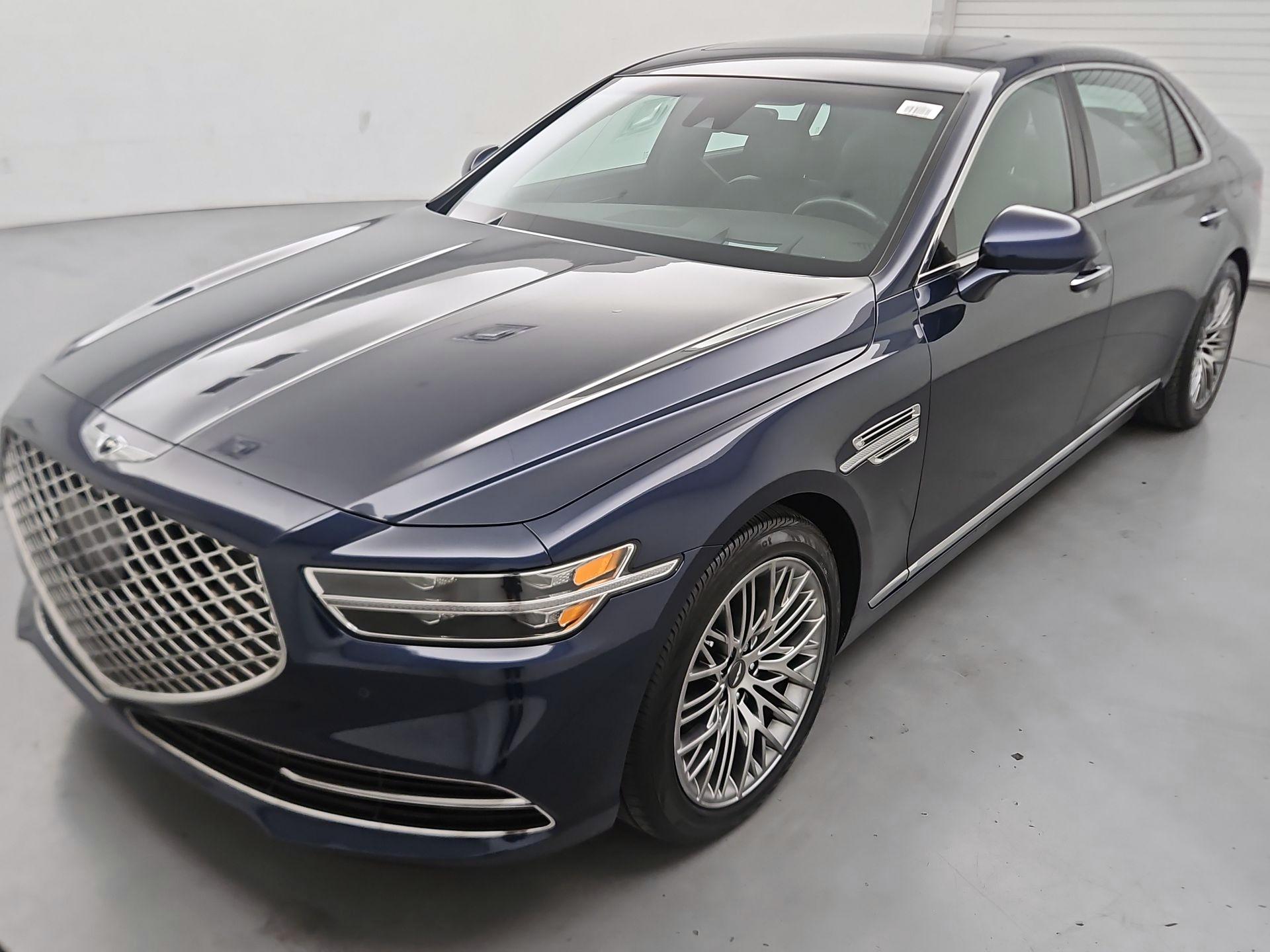 Thumbnail: 2021 Genesis G90 - 3