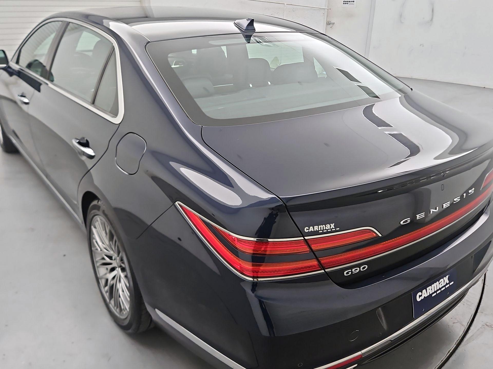 Thumbnail: 2021 Genesis G90 - 7