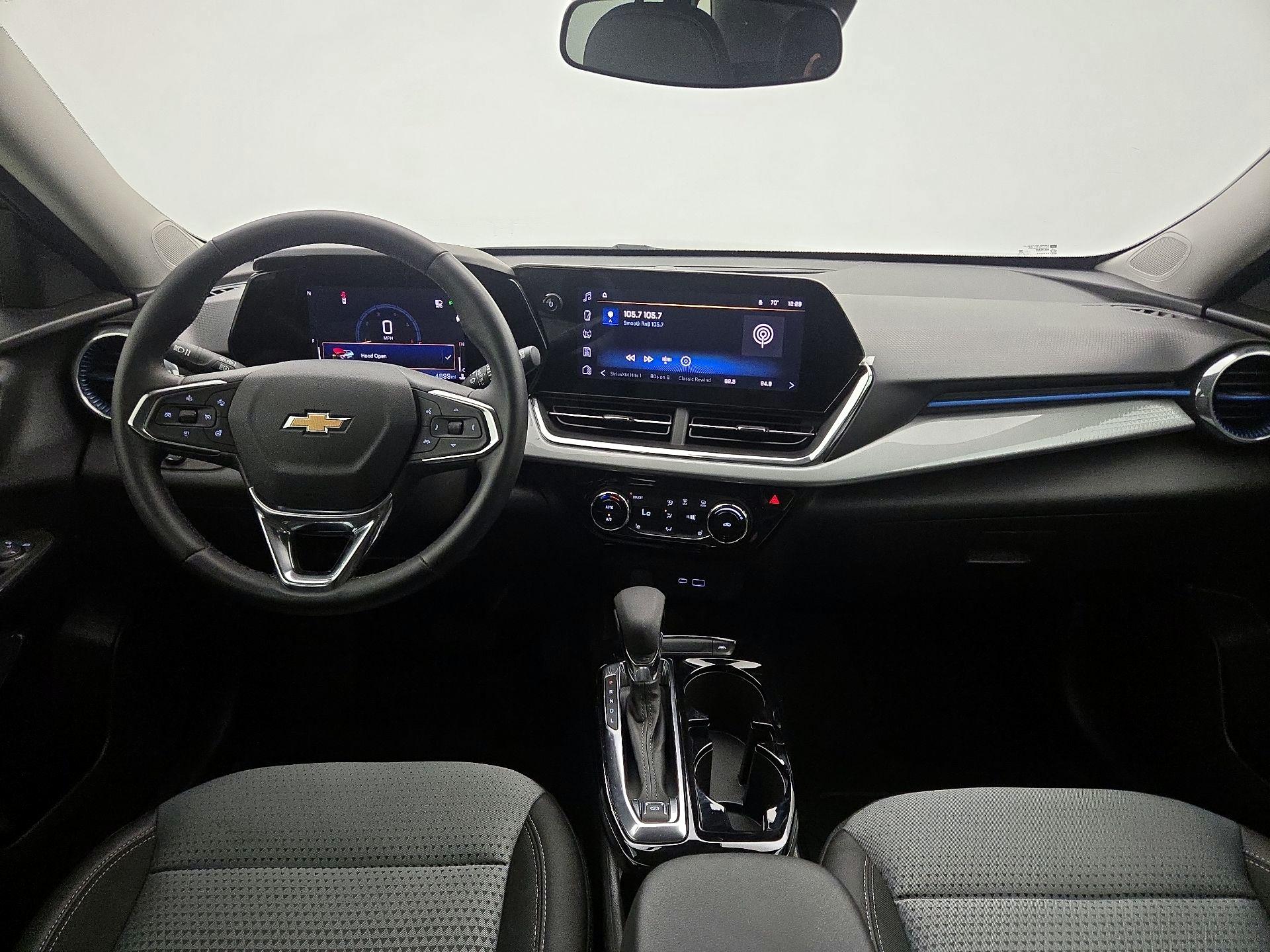 Thumbnail: 2025 Chevrolet Trax - 9