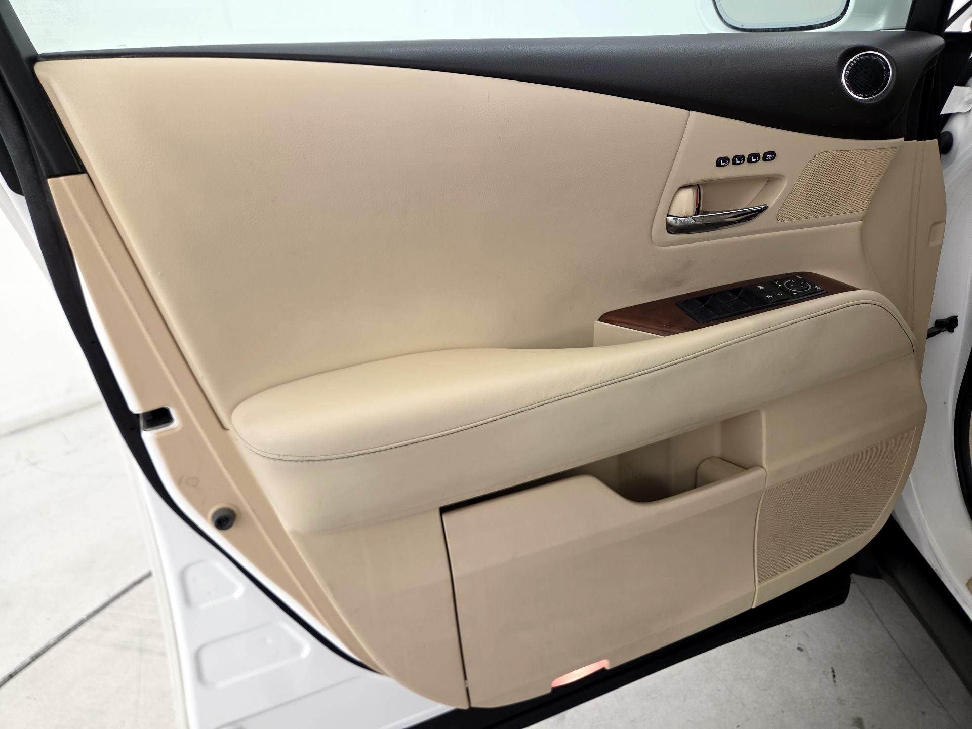 Thumbnail: 2014 Lexus RX - 12