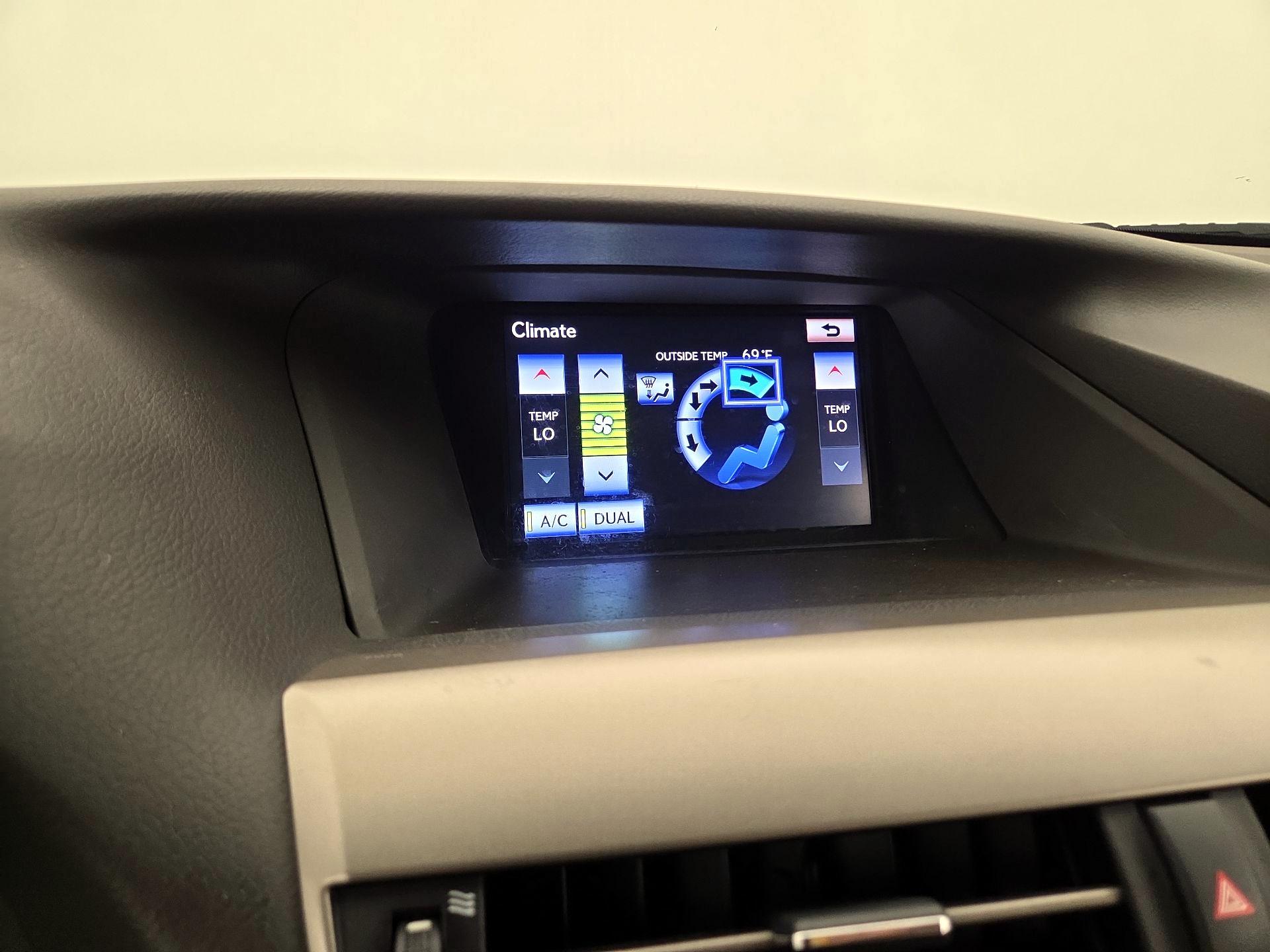 Thumbnail: 2014 Lexus RX - 17
