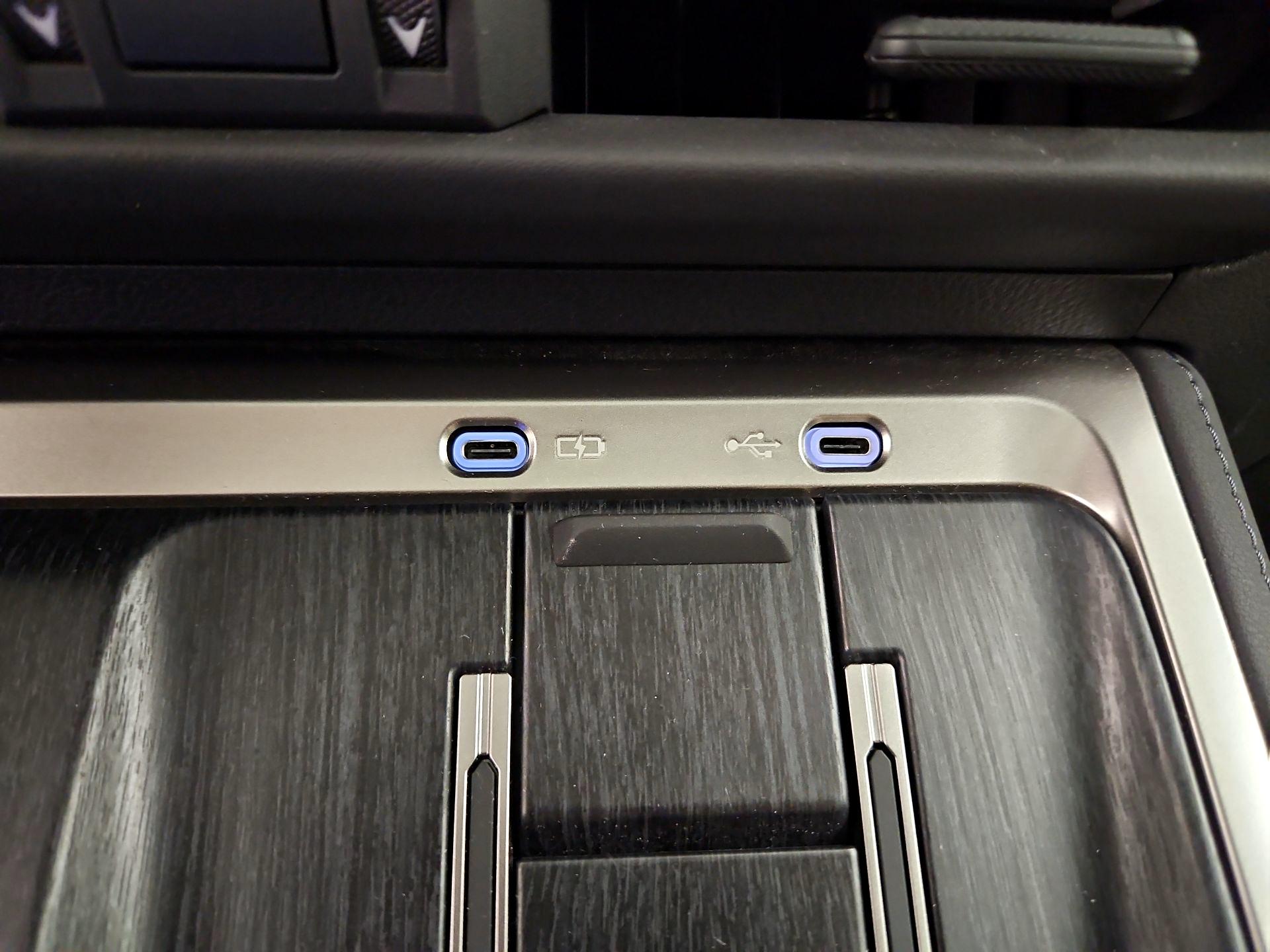 Thumbnail: 2025 Lexus GX - 18