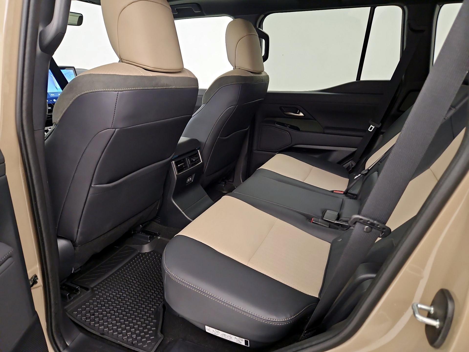 Thumbnail: 2025 Lexus GX - 20