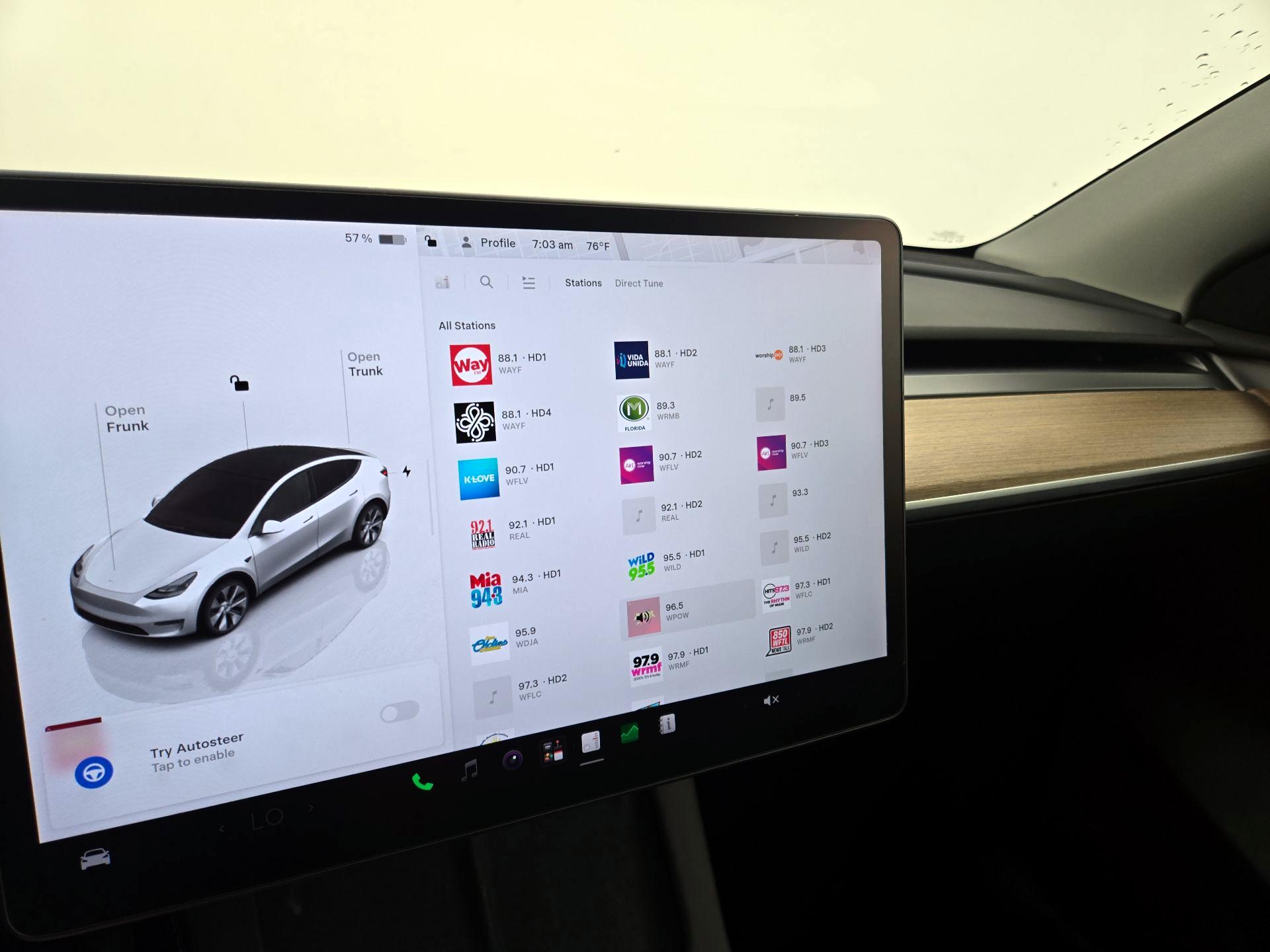 Thumbnail: 2023 Tesla Model Y - 15