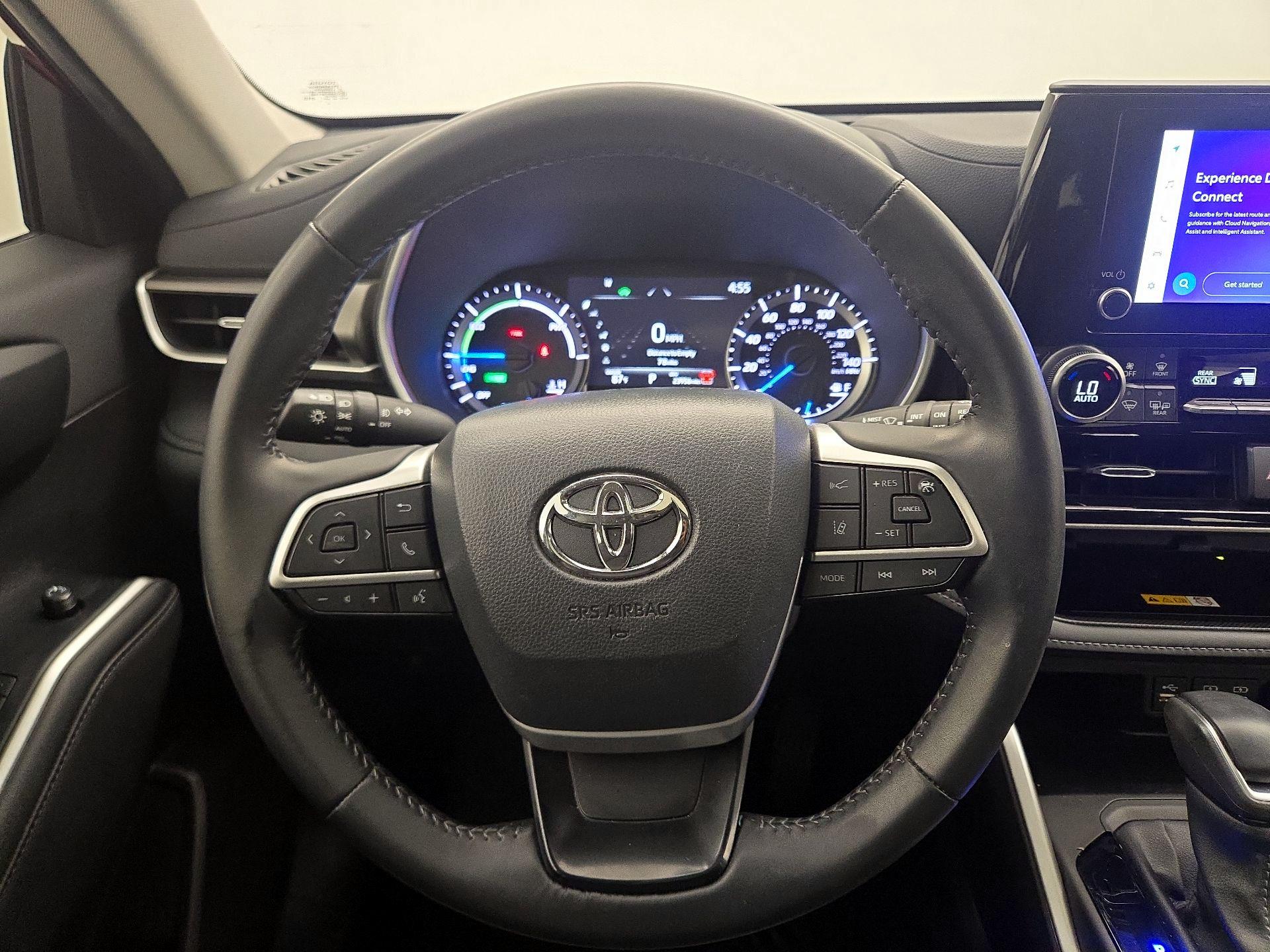 Thumbnail: 2024 Toyota Highlander - 10