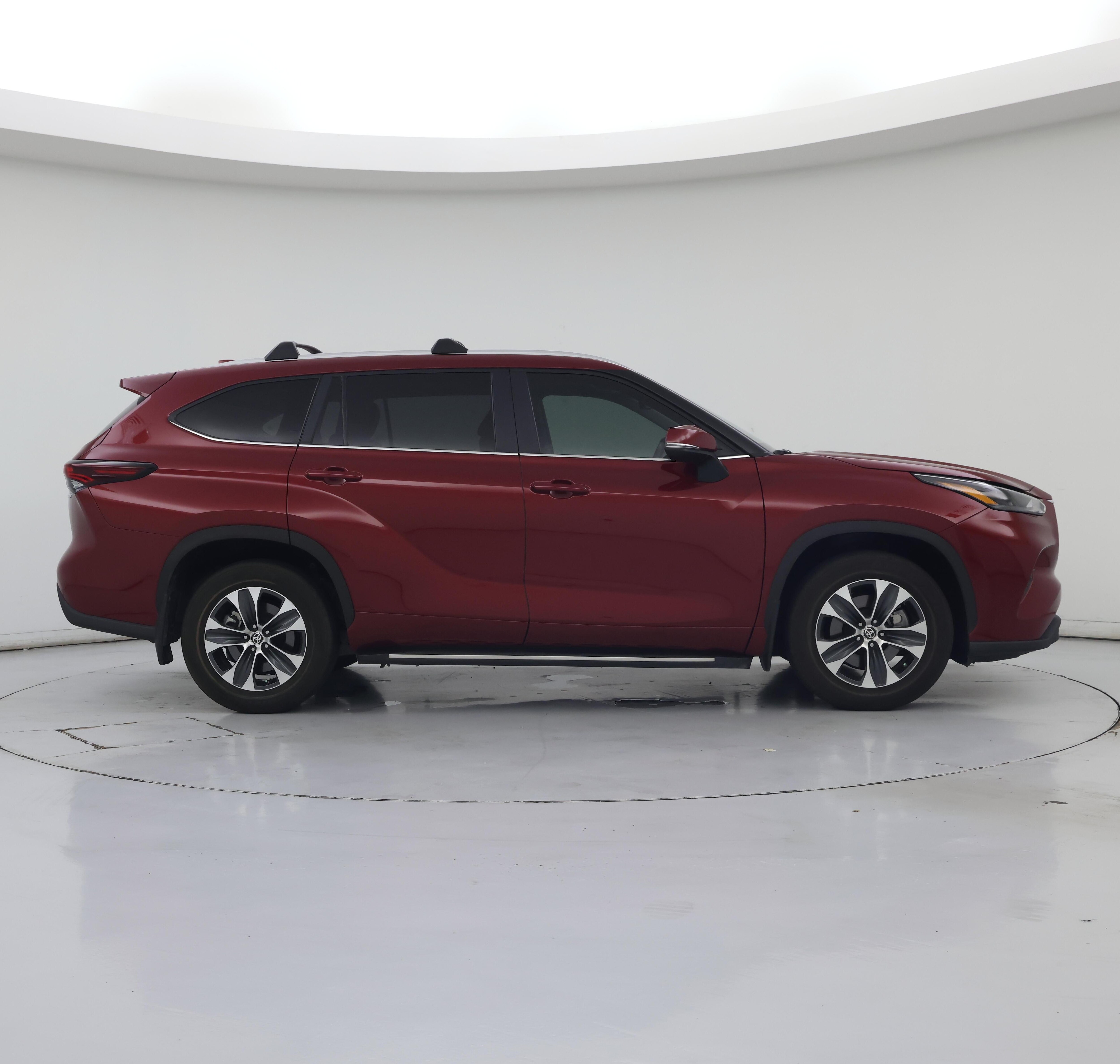 Thumbnail: 2024 Toyota Highlander - 7