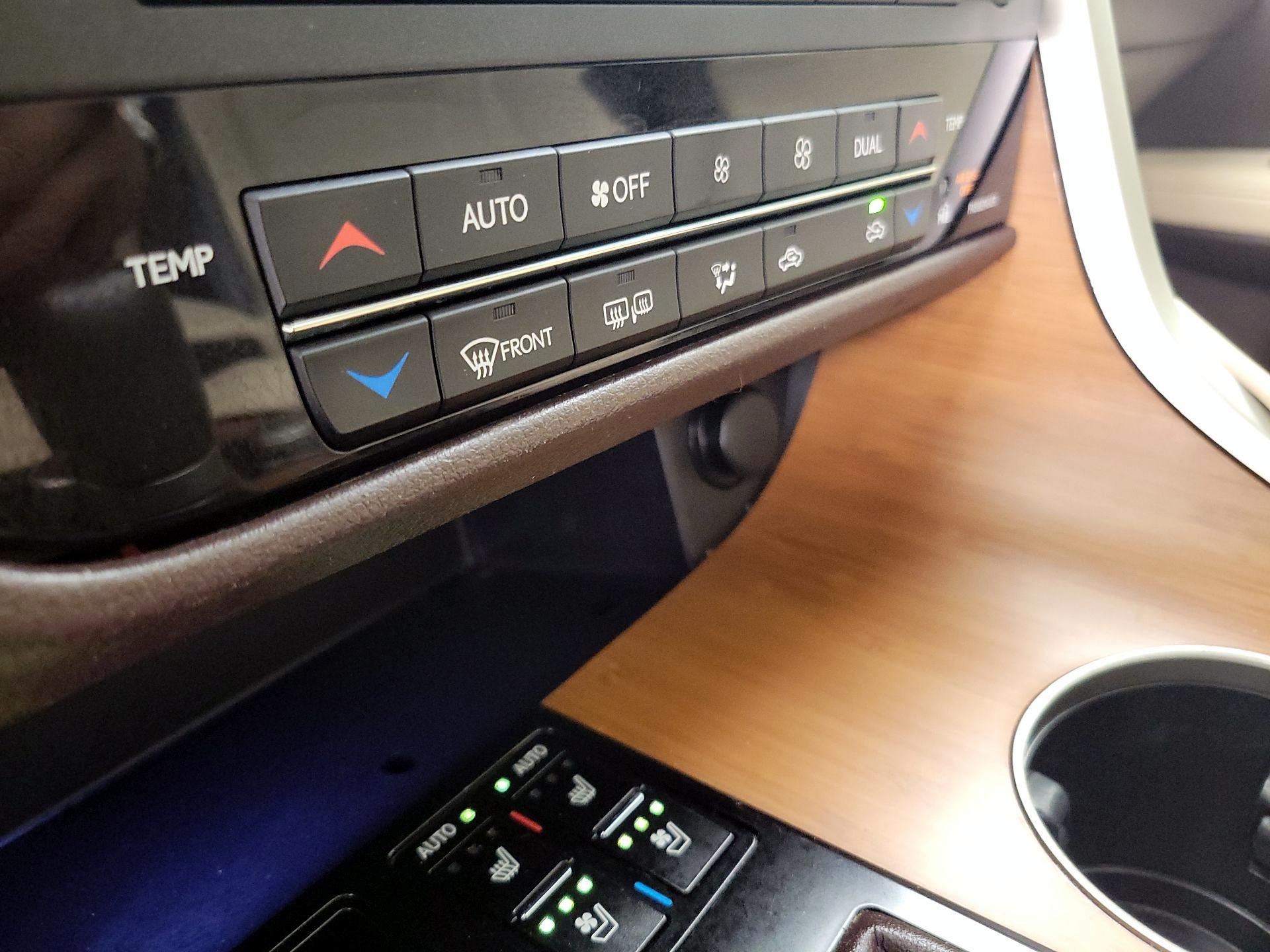 Thumbnail: 2018 Lexus RX - 16