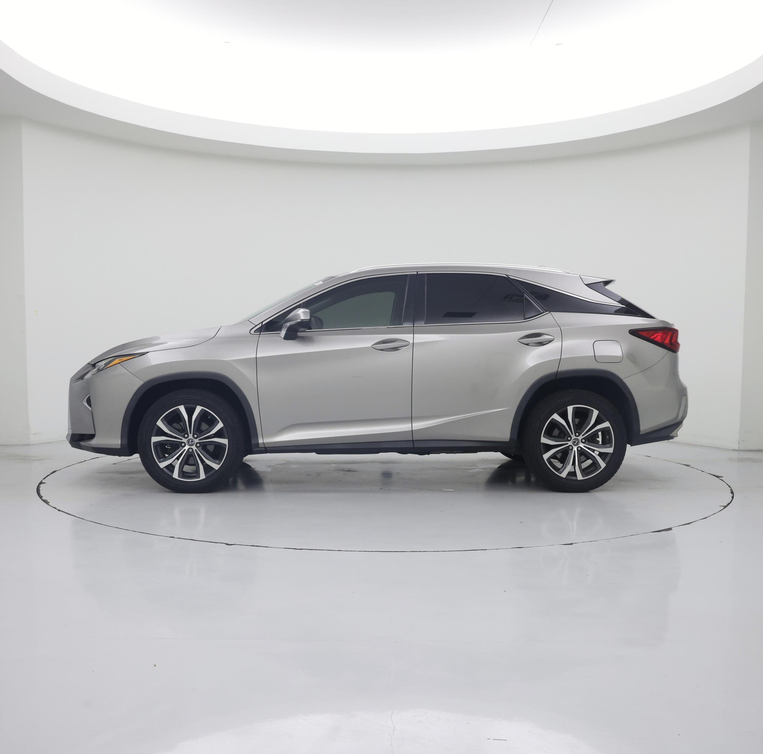 Thumbnail: 2018 Lexus RX - 3