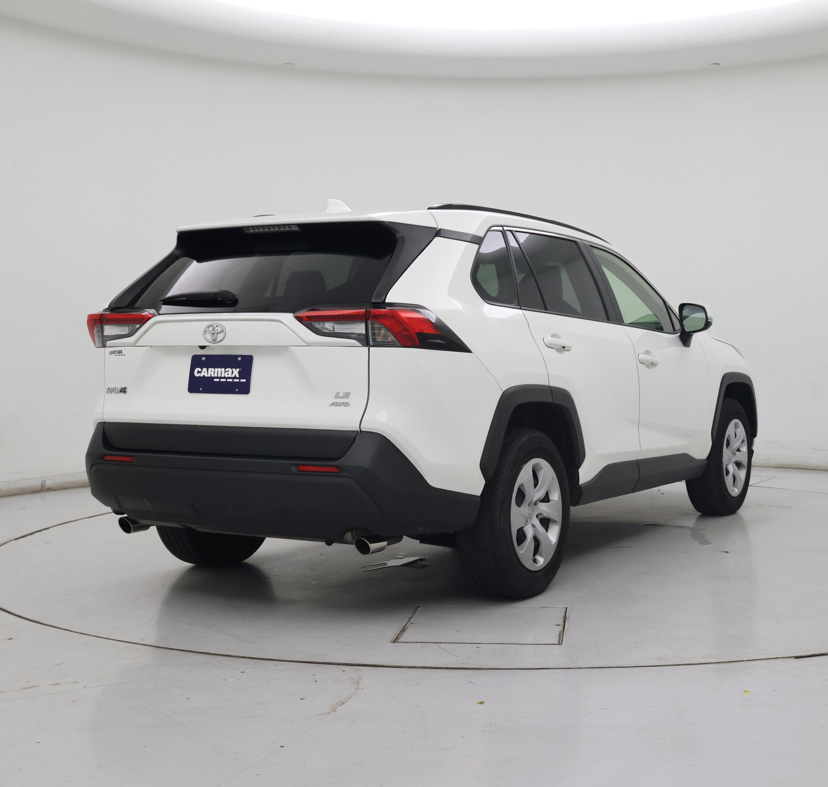 Thumbnail: 2019 Toyota RAV4 - 8