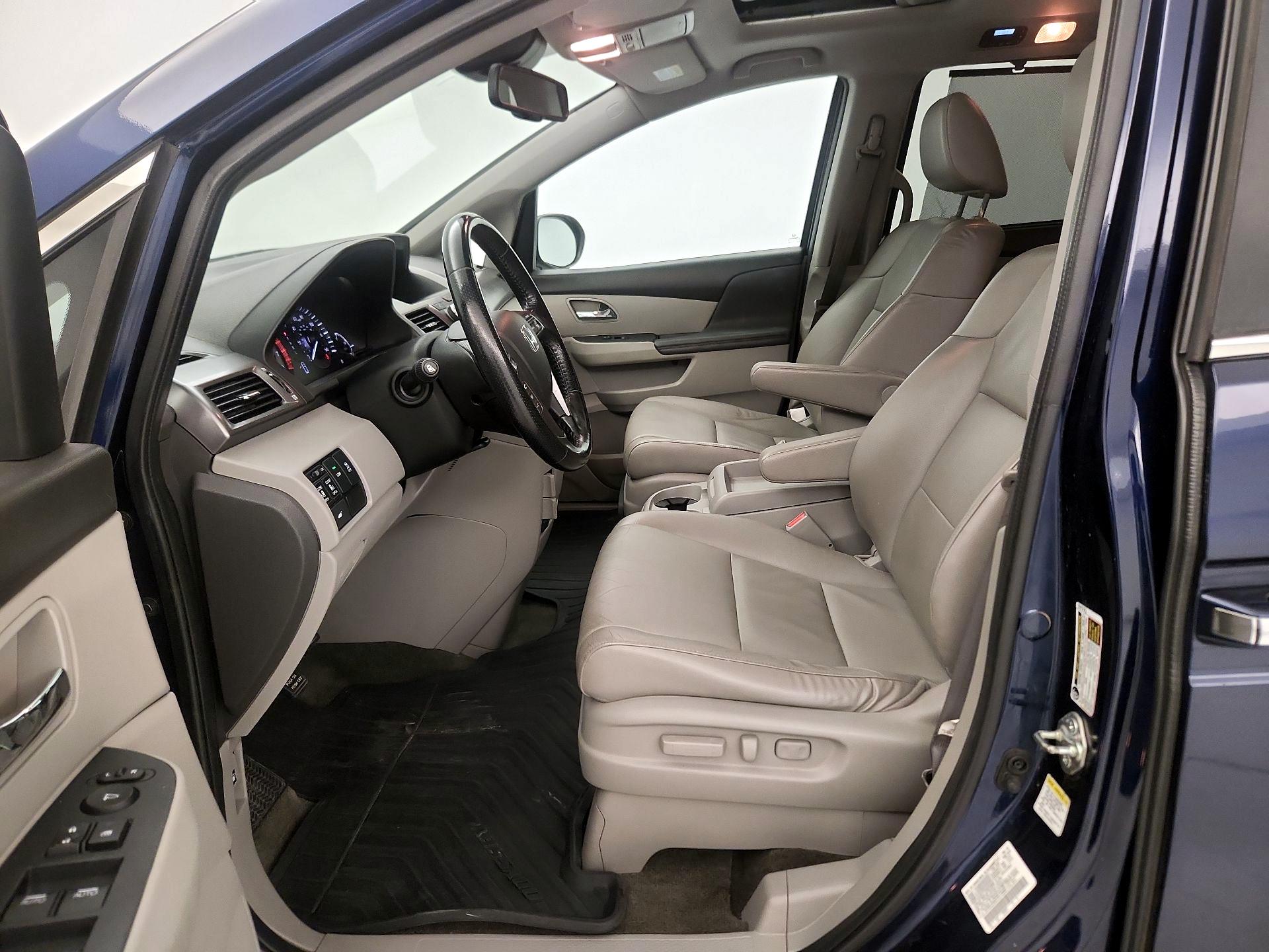 Thumbnail: 2015 Honda Odyssey - 11