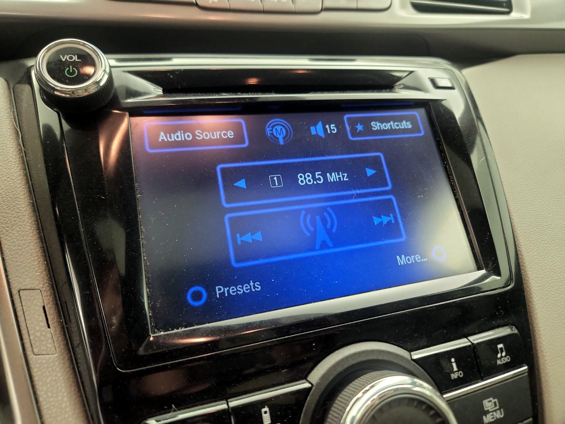 Thumbnail: 2015 Honda Odyssey - 16