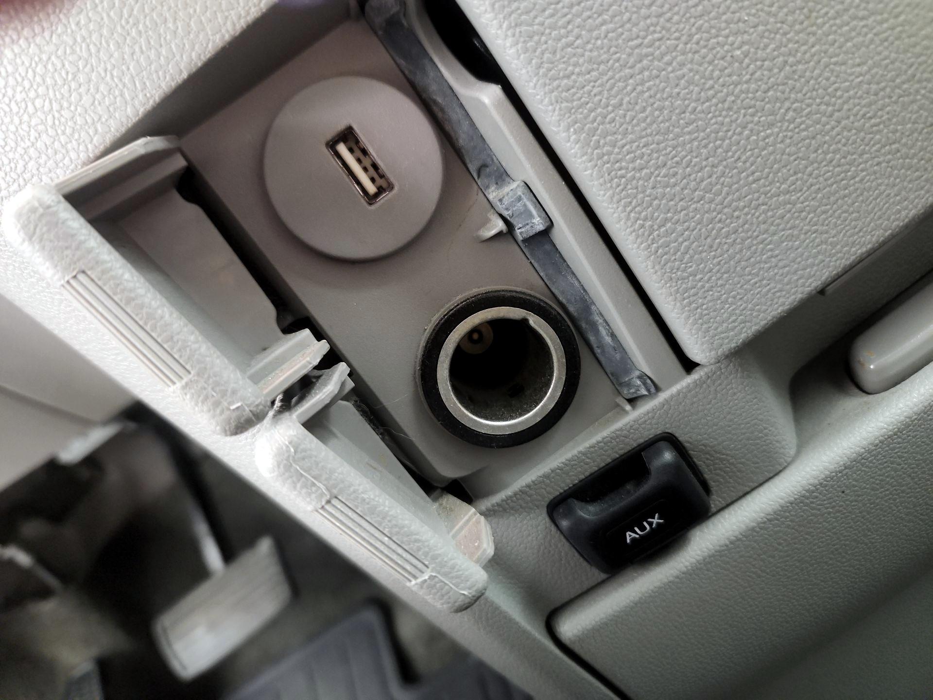 Thumbnail: 2015 Honda Odyssey - 19
