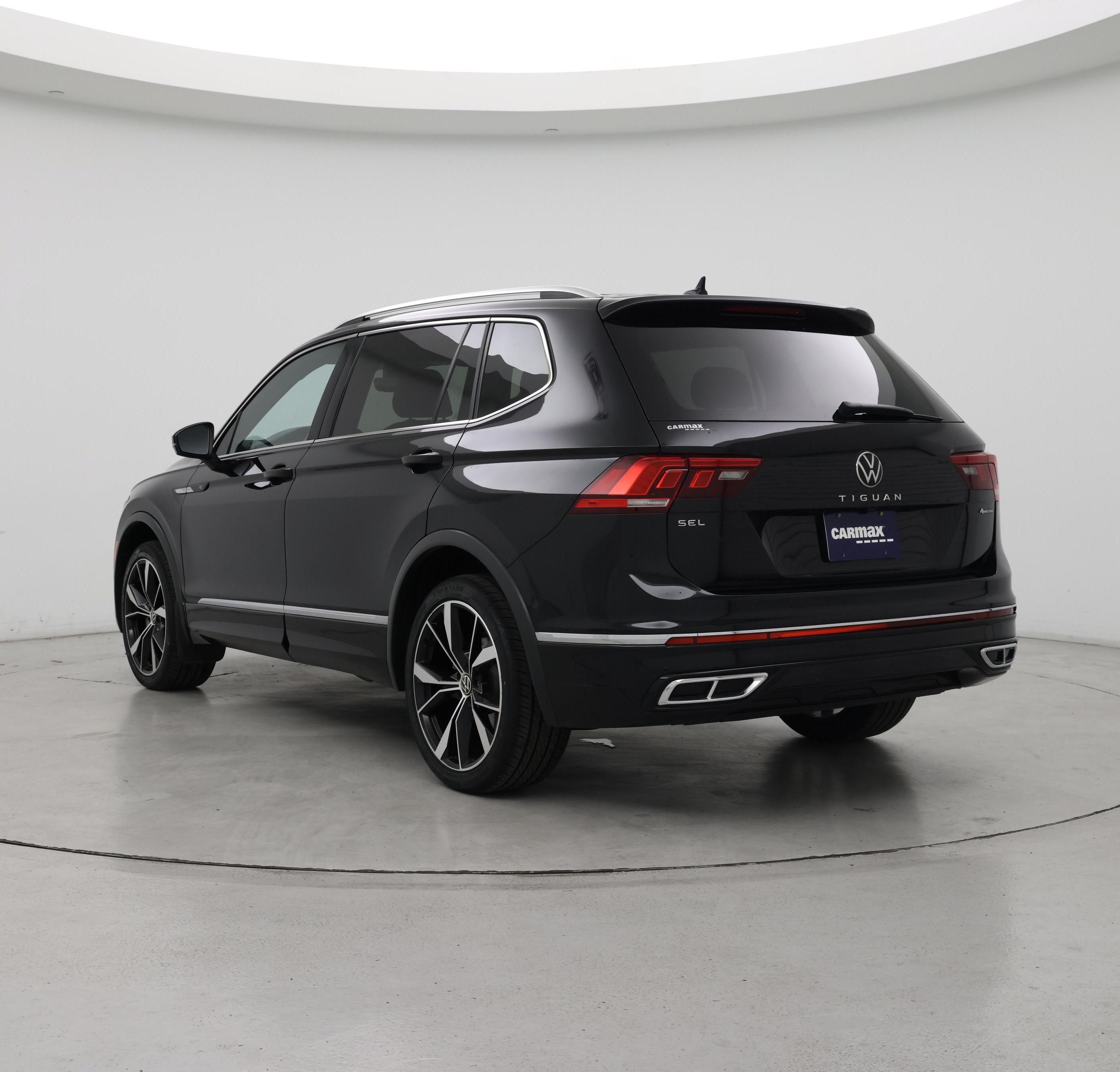 Thumbnail: 2022 Volkswagen Tiguan - 2