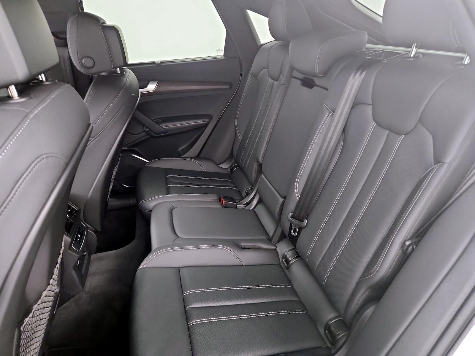 Rear Air Conditioning