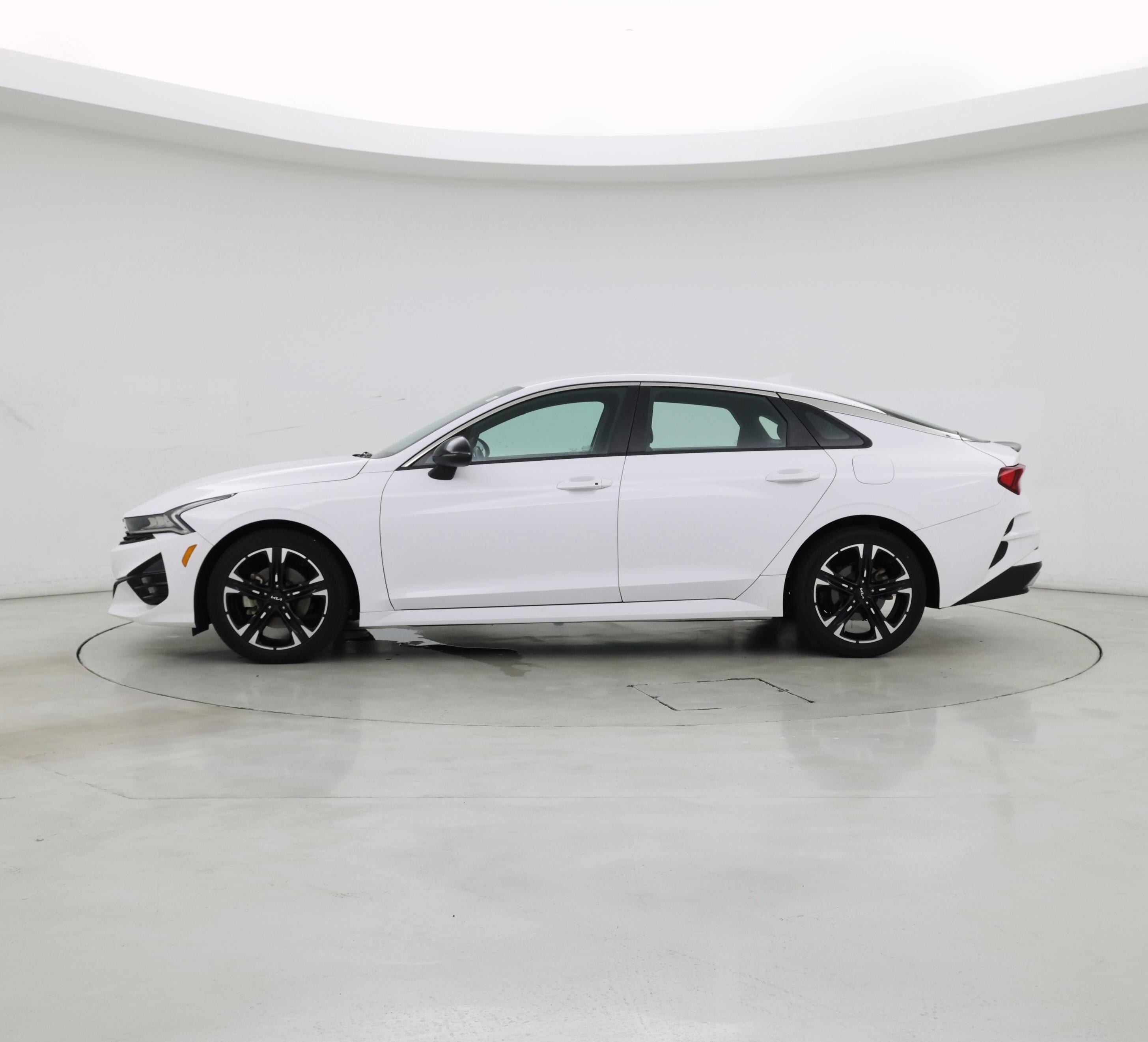Thumbnail: 2022 Kia K5 - 3
