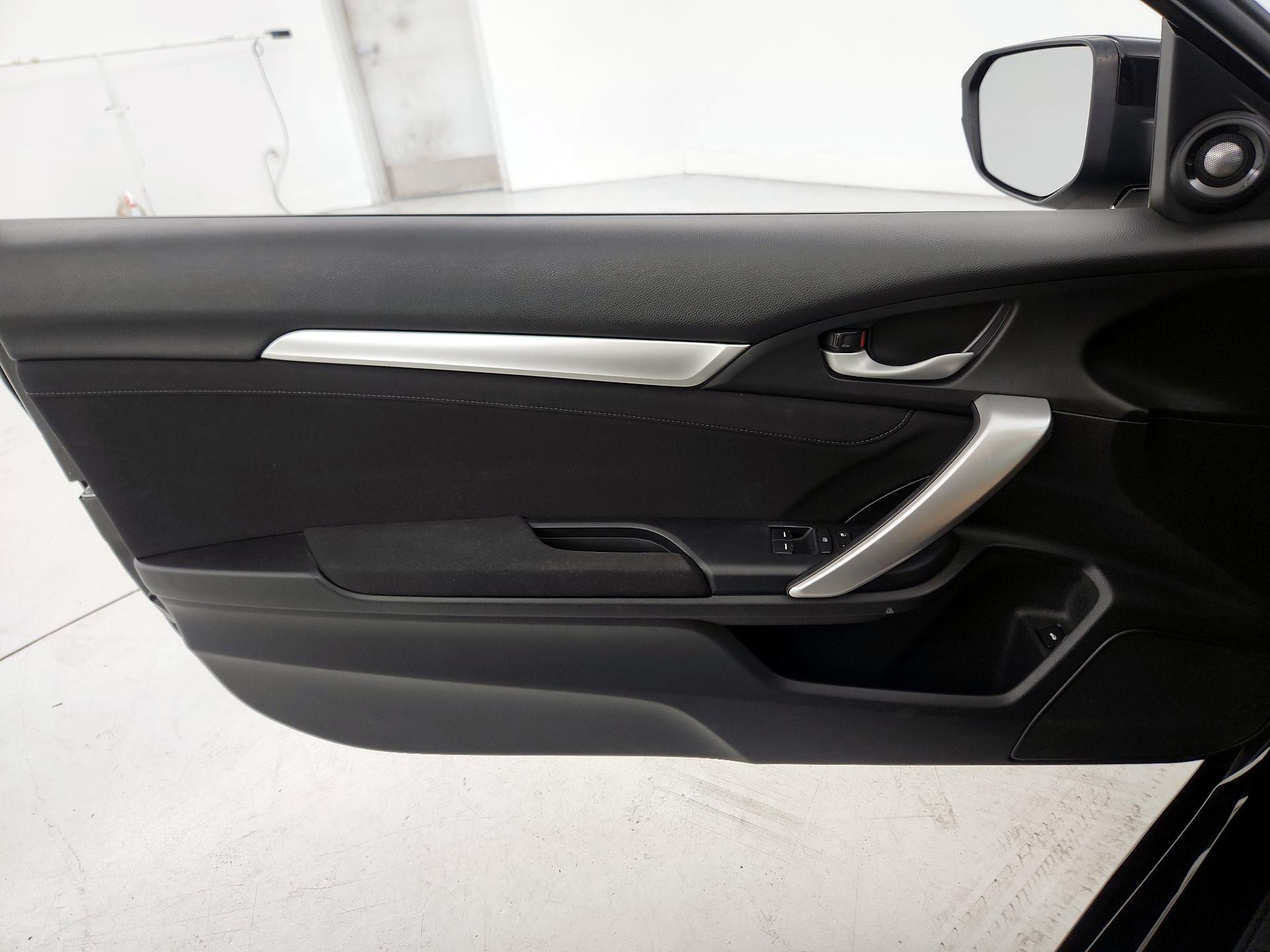 Thumbnail: 2019 Honda Civic - 12
