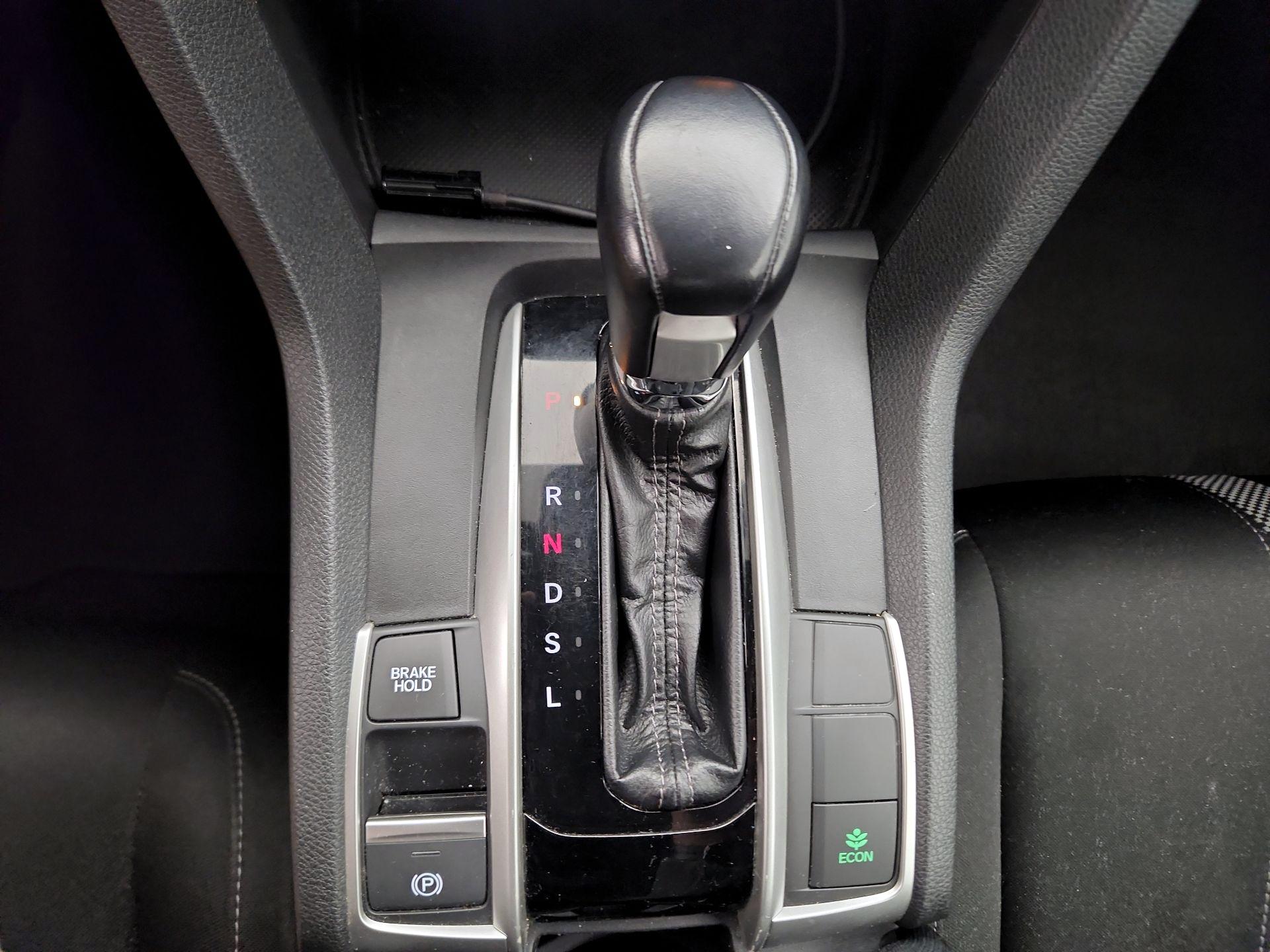 Thumbnail: 2019 Honda Civic - 17