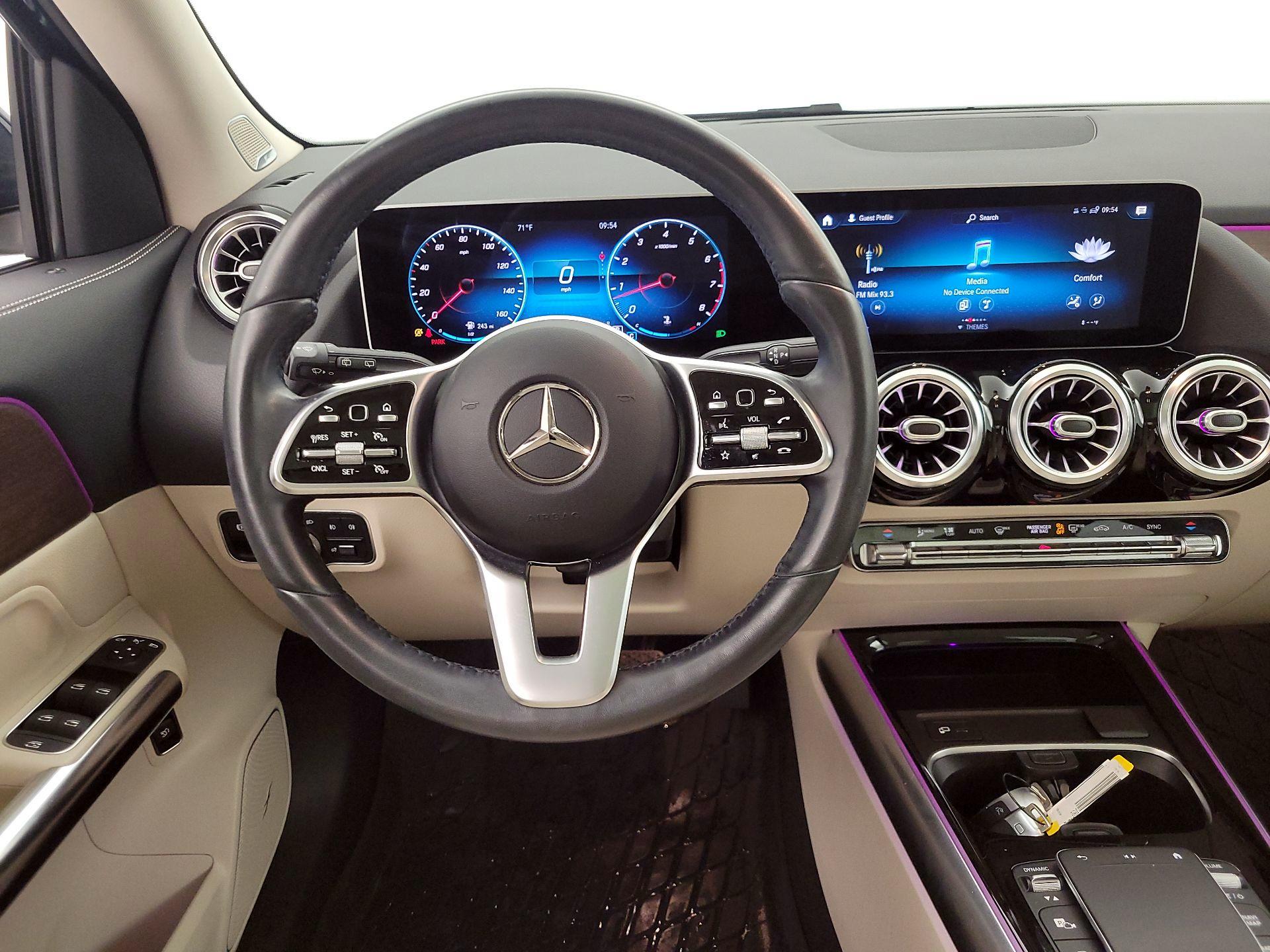 Thumbnail: 2021 Mercedes-Benz GLA - 10