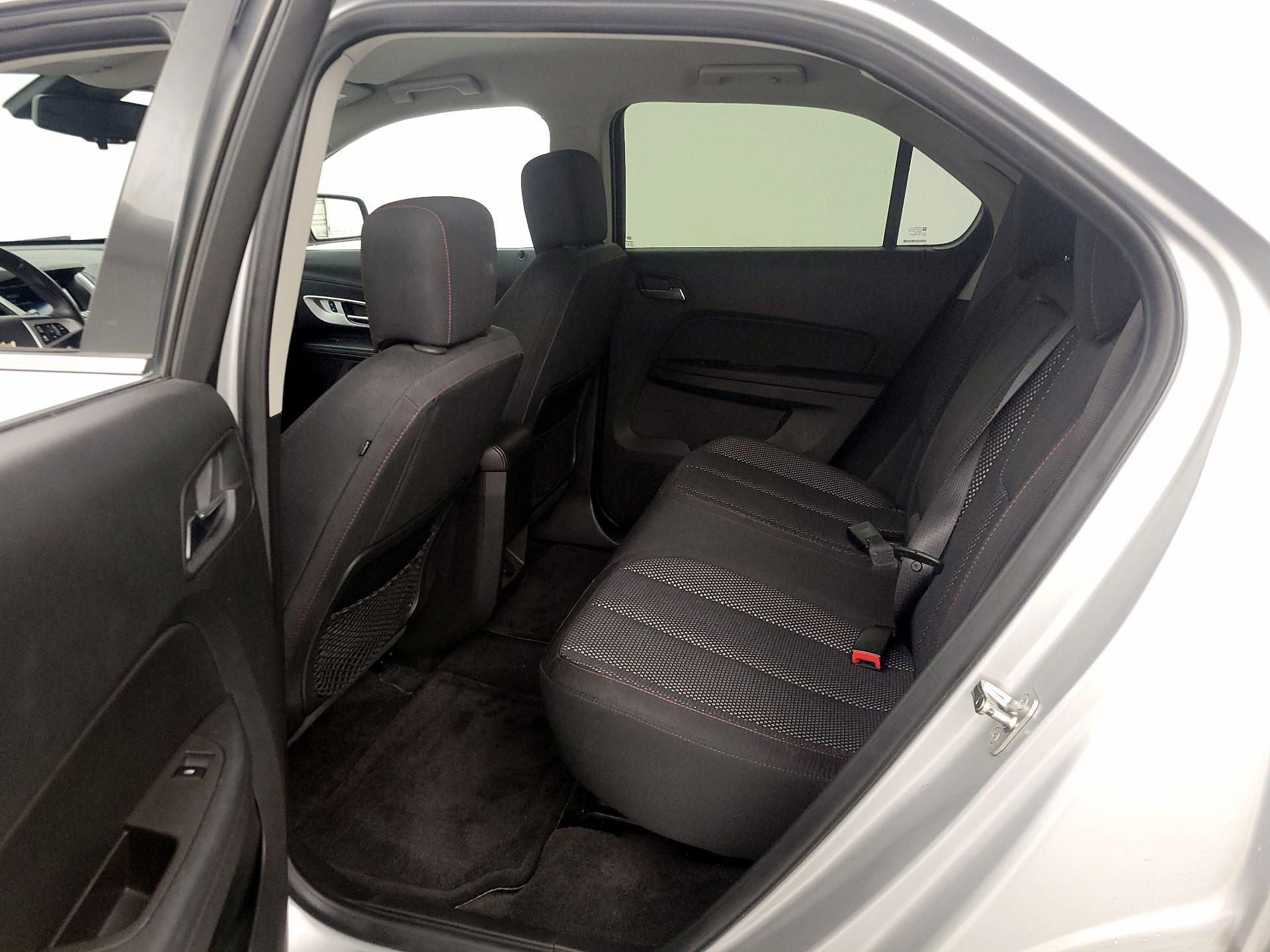 Thumbnail: 2016 Chevrolet Equinox - 17