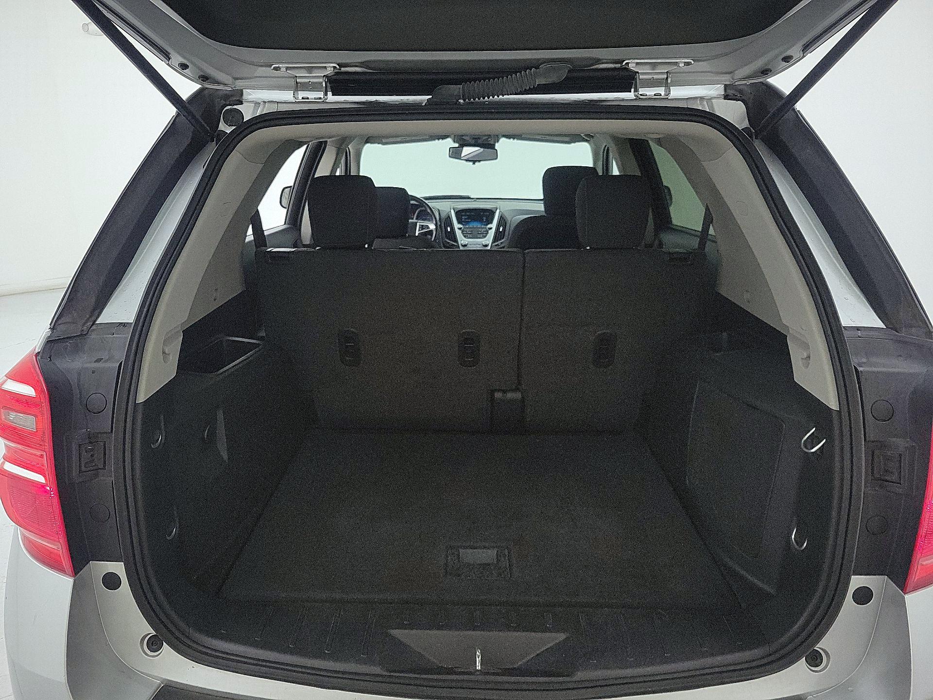 Thumbnail: 2016 Chevrolet Equinox - 18